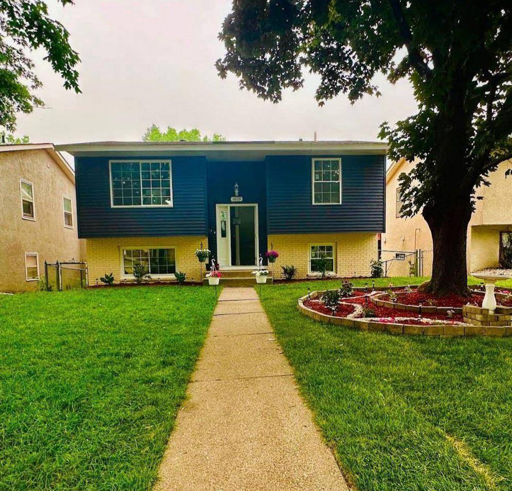 1809 Mechanic AVE, Saint Paul, MN 55119