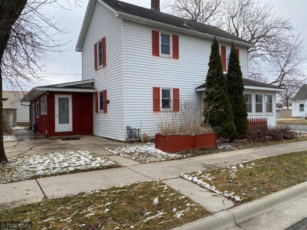 311 N 3rd ST, Goodhue, MN 55027
