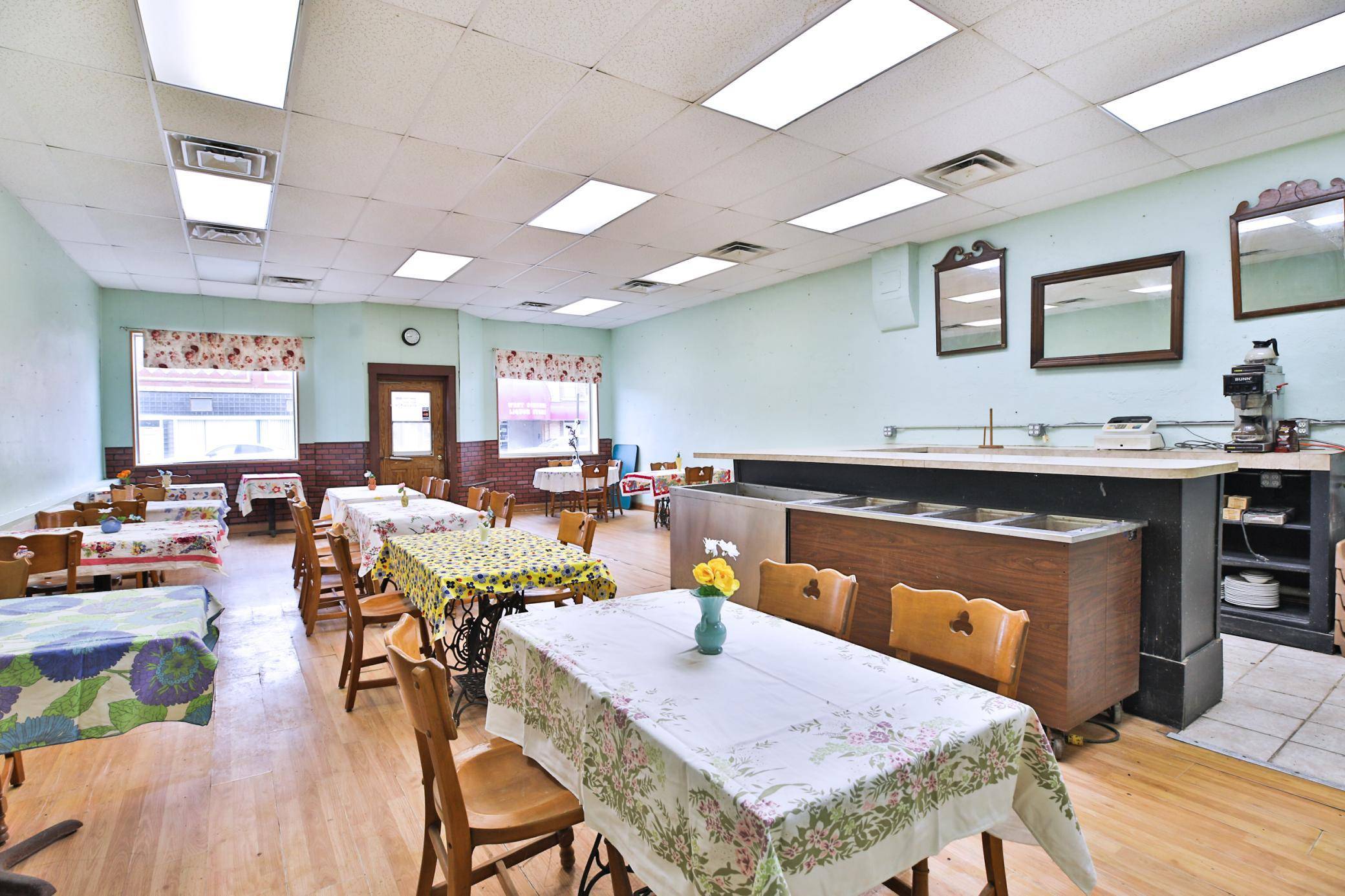 147 E Main ST, West Concord, MN 55985