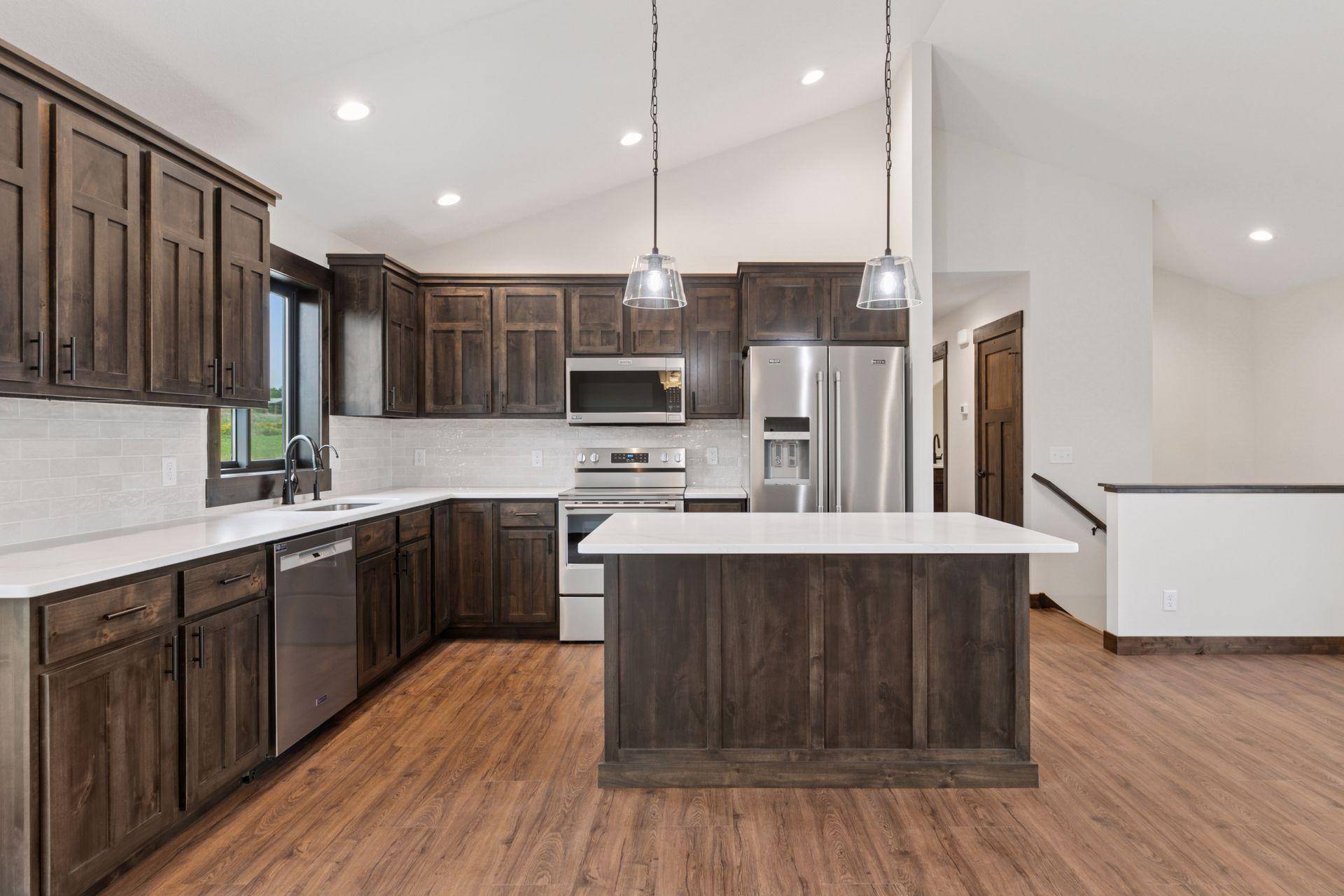 471 Coyote WAY, New Richmond, WI 54017