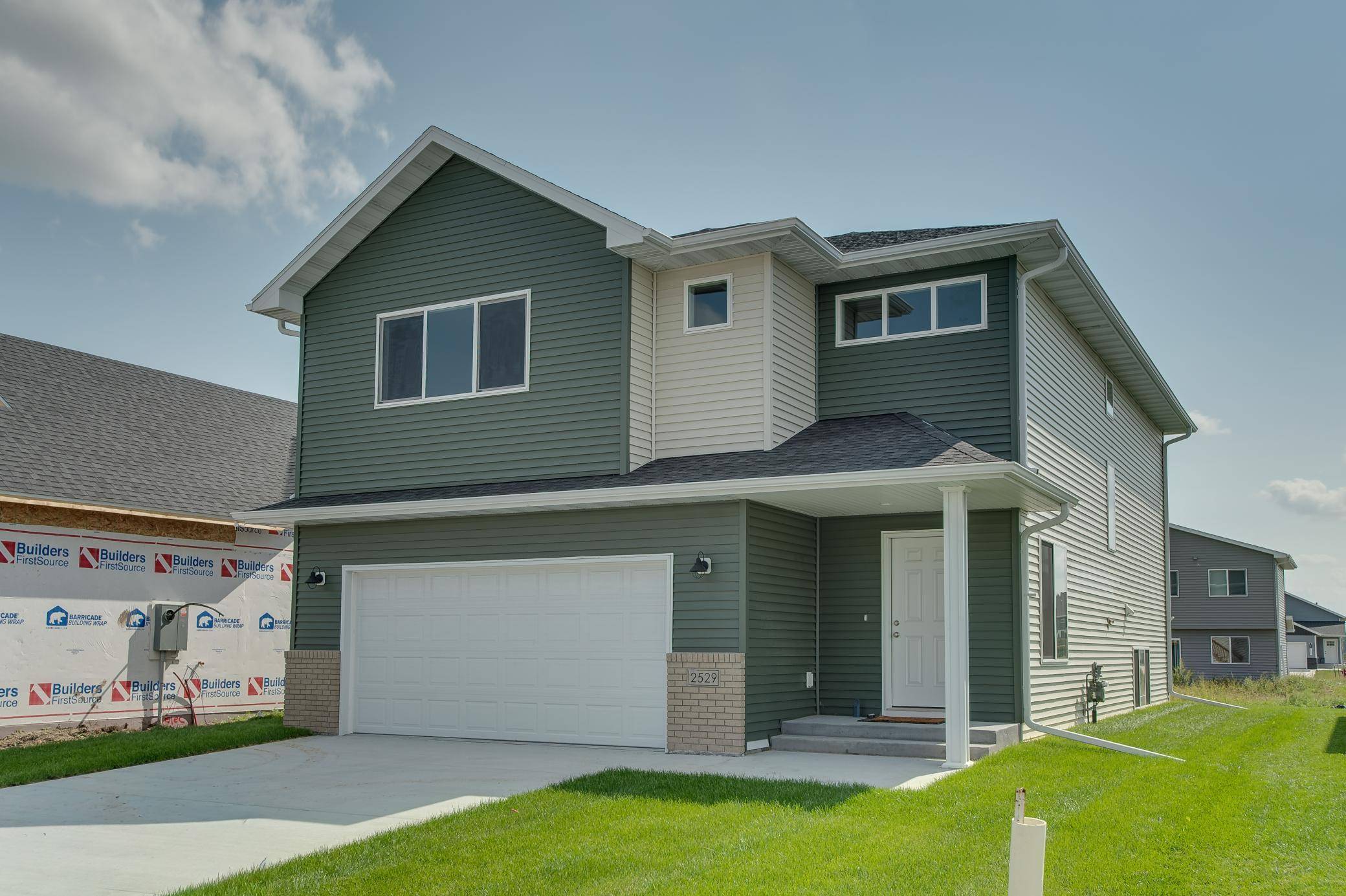 2529 36th AVE S, Moorhead, MN 56560