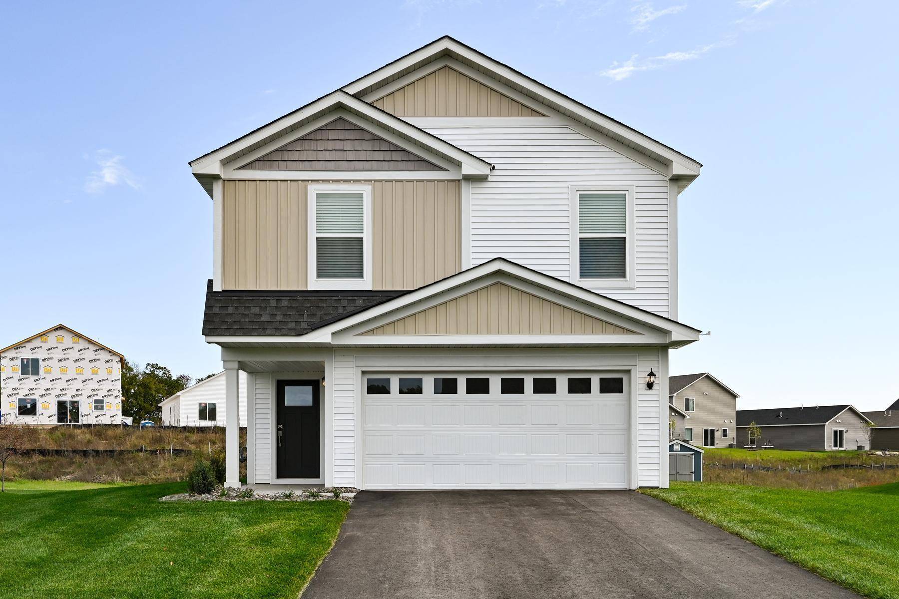 608 Redwood LOOP N, Cambridge, MN 55008