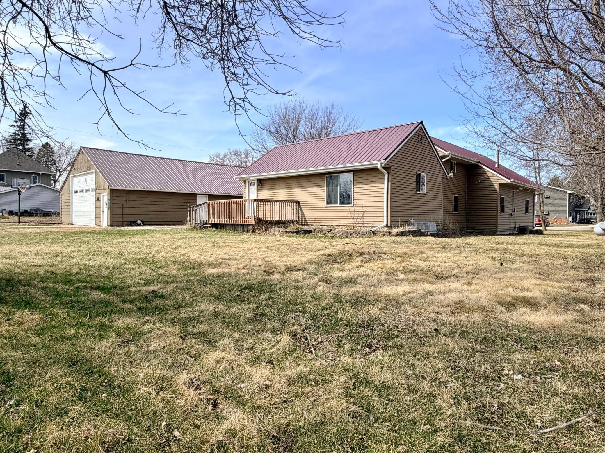 501 5th ST, Wilmont, MN 56185