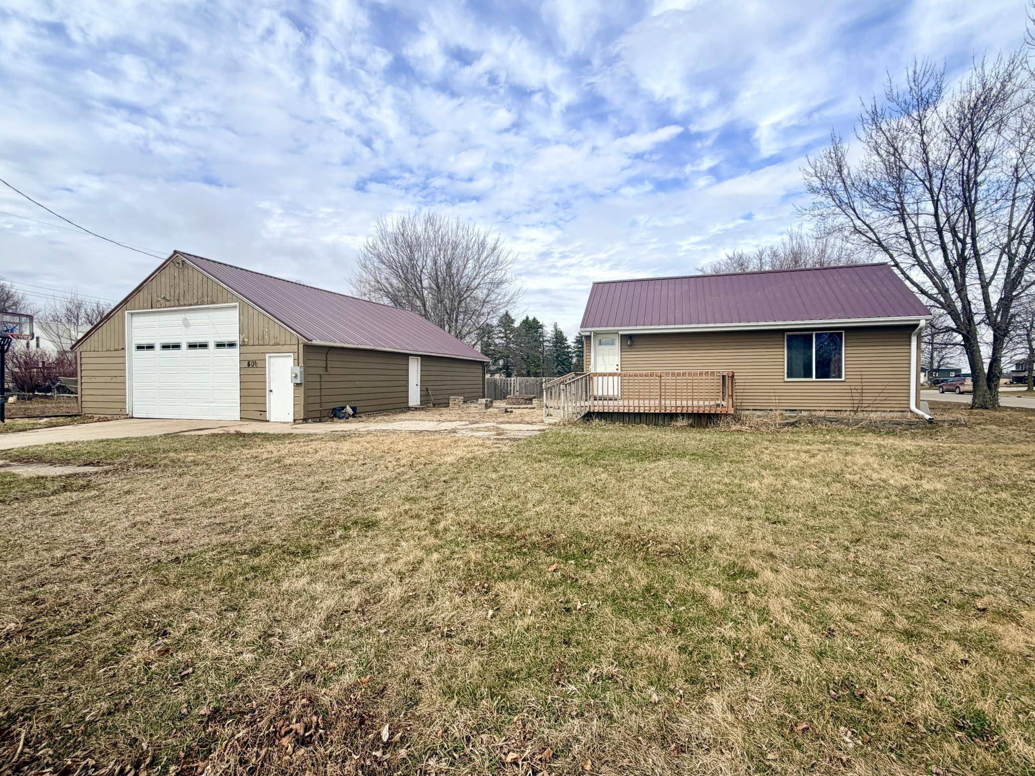 501 5th ST, Wilmont, MN 56185