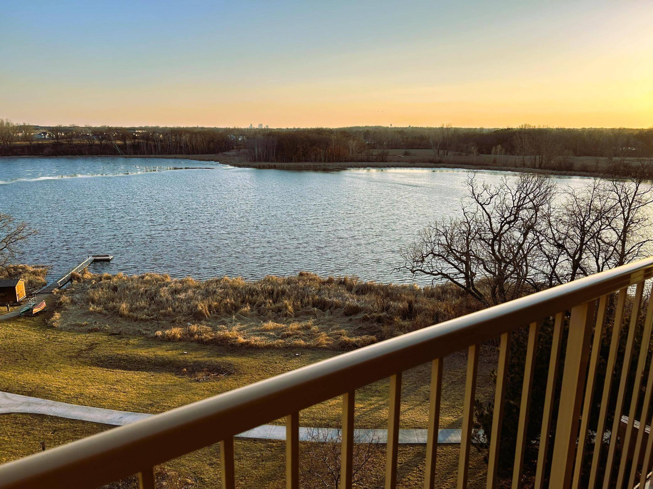 1900 Rush Lake TRL #315, New Brighton, MN 55112