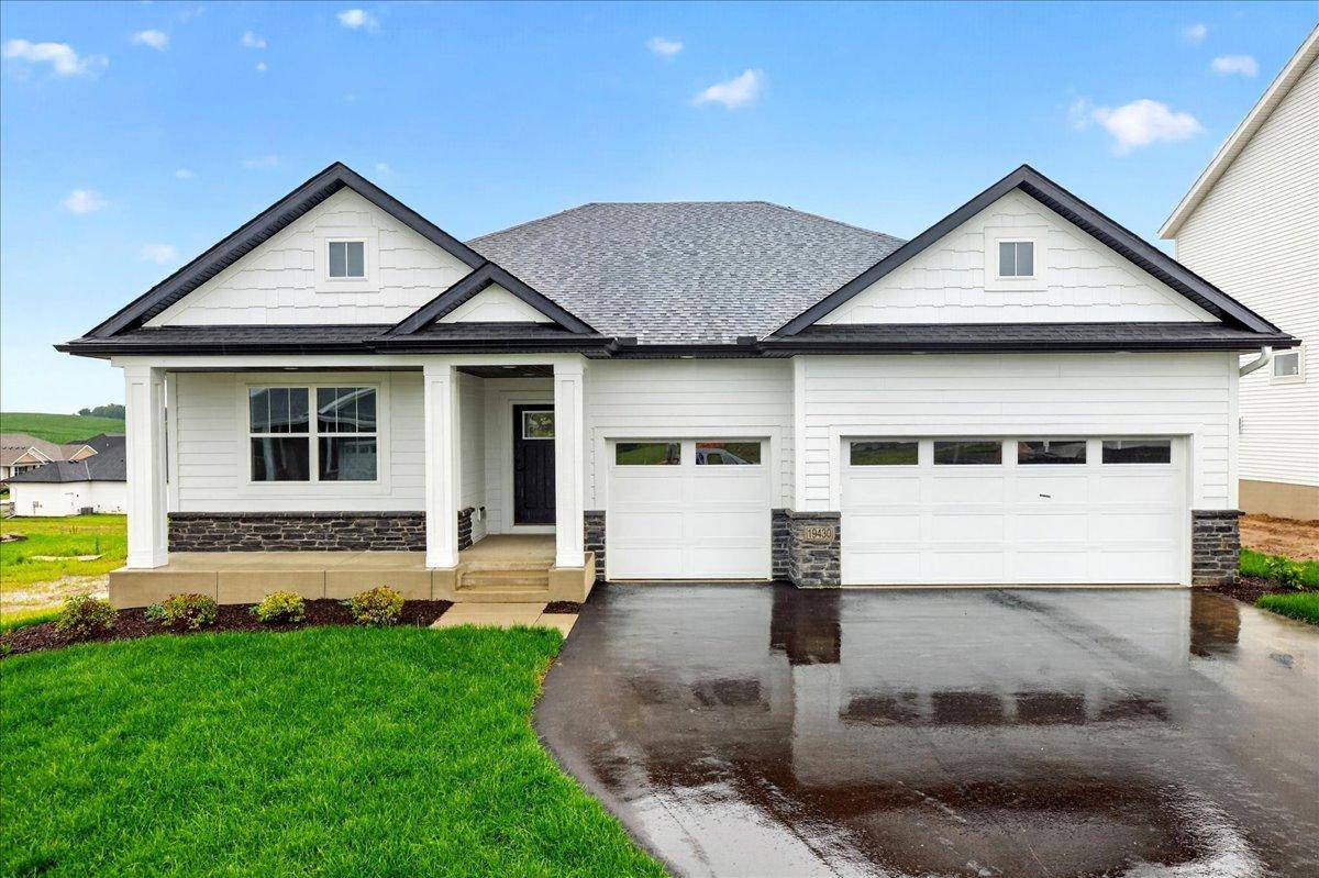 19430 Everglade PATH, Farmington, MN 55024