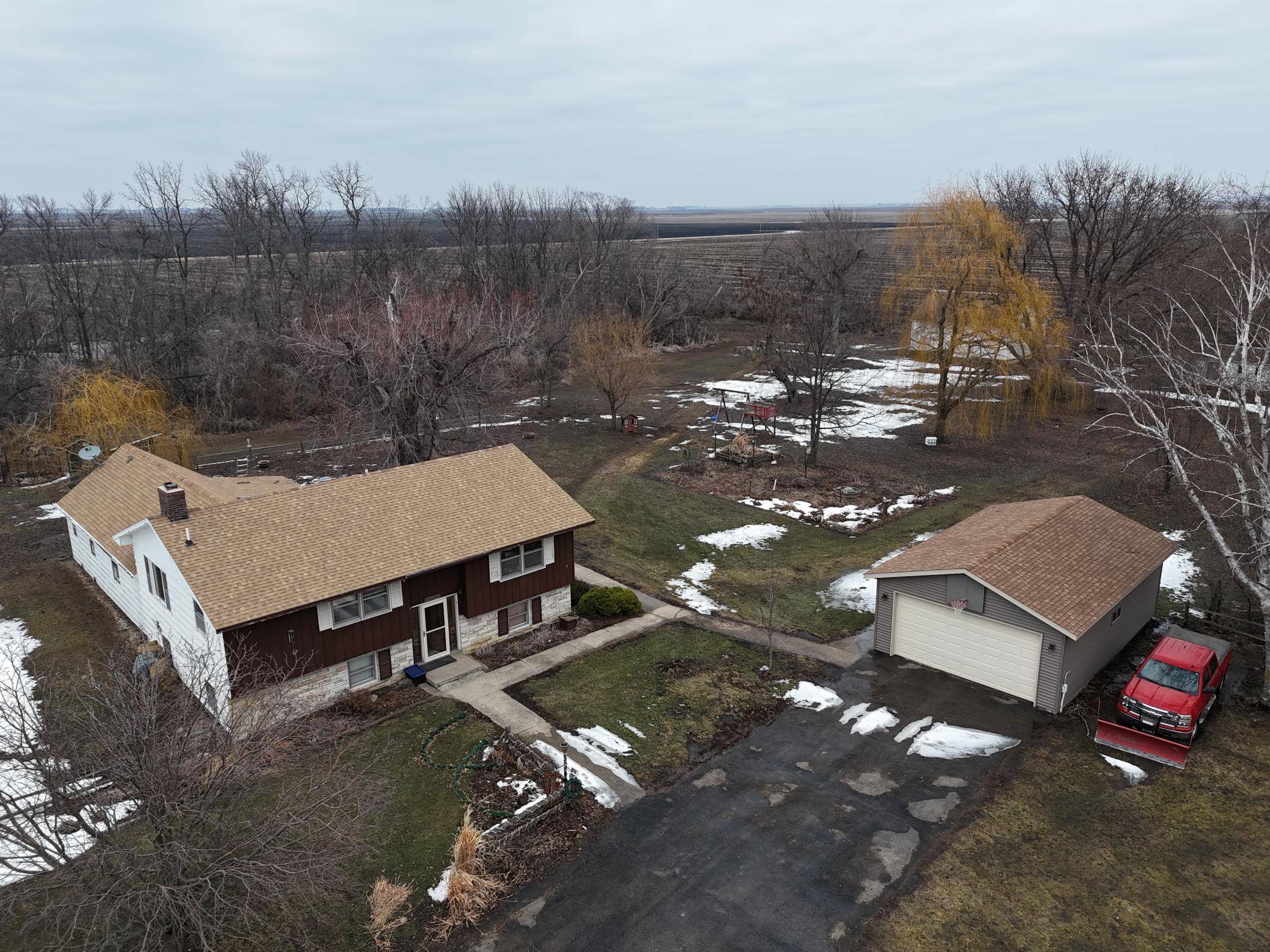33198 540th AVE, Alberta, MN 56207