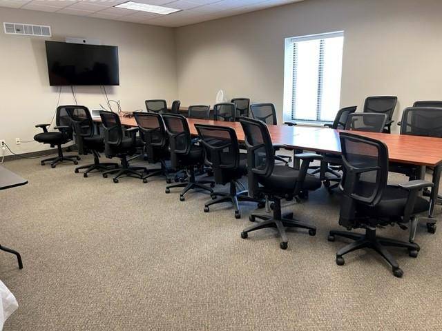 1820 N Redding AVE, Windom, MN 56101