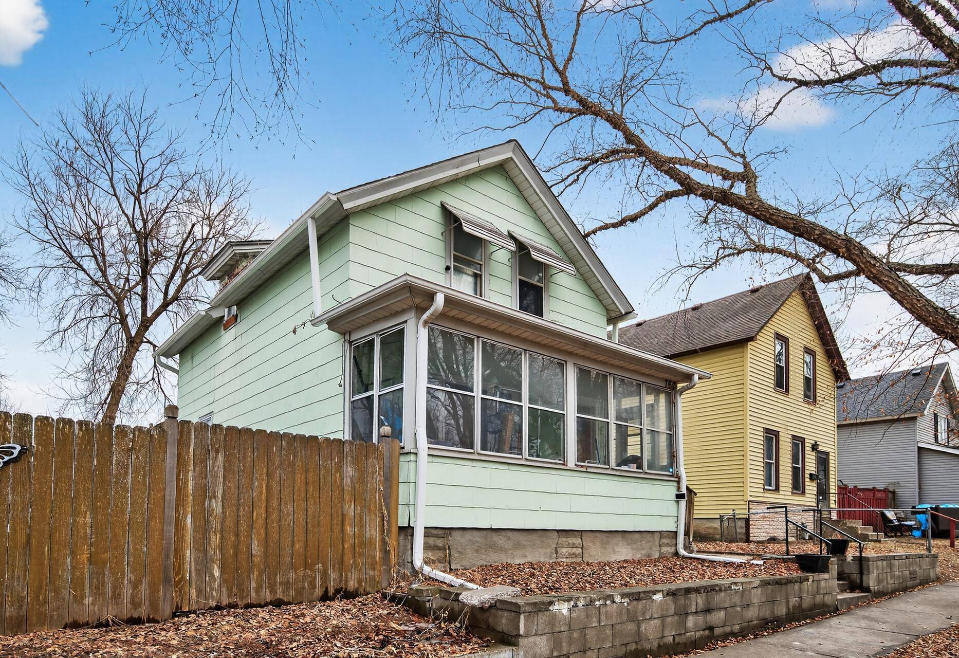 760 Desoto ST, Saint Paul, MN 55130