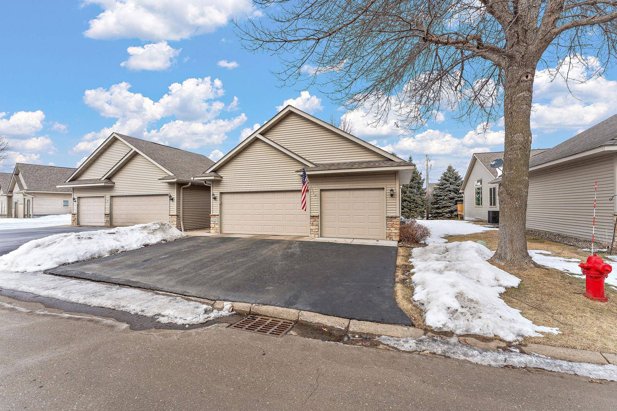 5568 129th DR N, Hugo, MN 55038