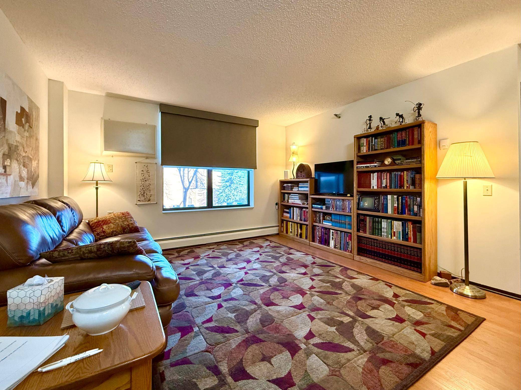7600 Golden Valley RD #305, Golden Valley, MN 55427
