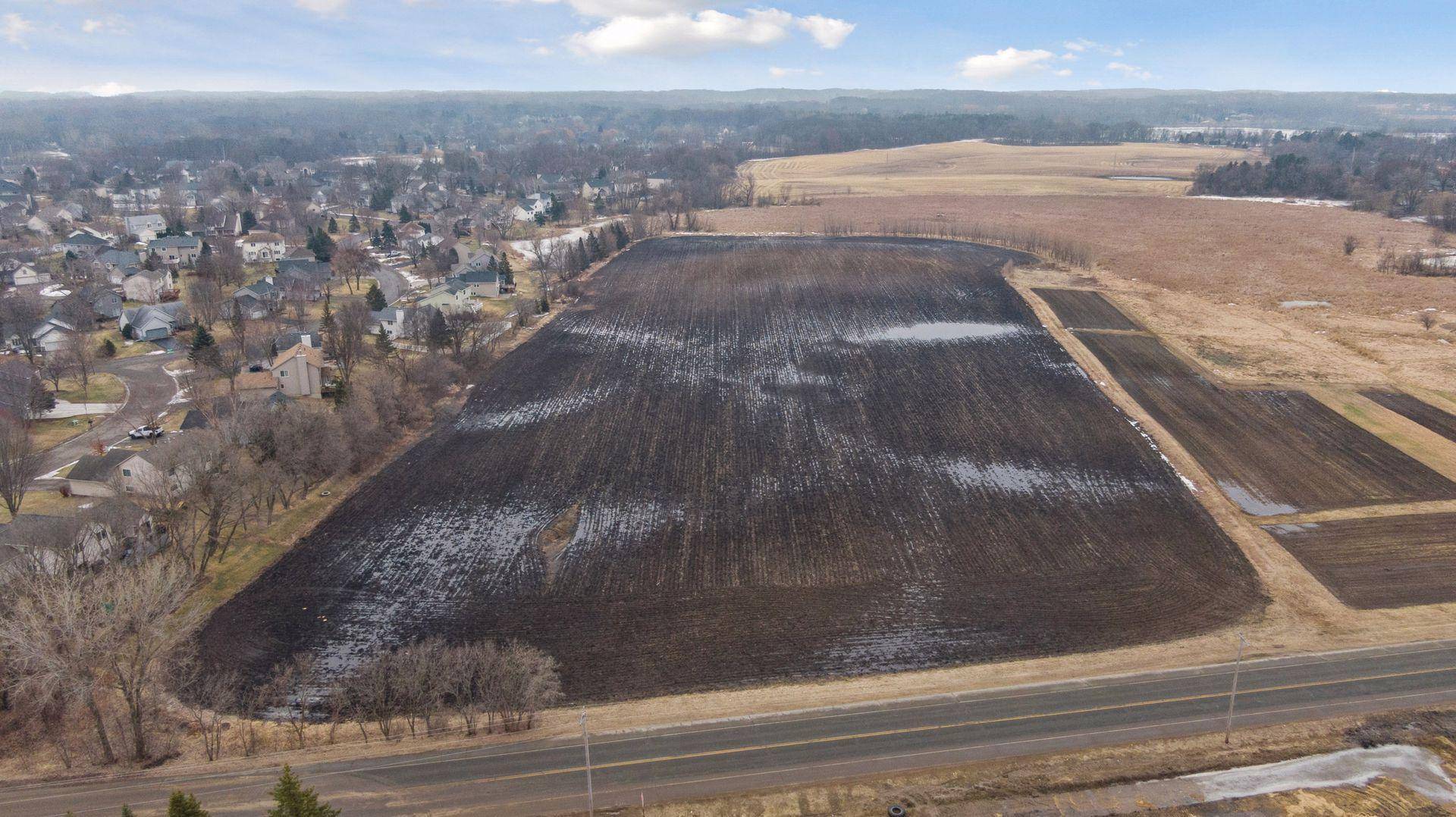 23x Medina RD, Medina, MN 55340
