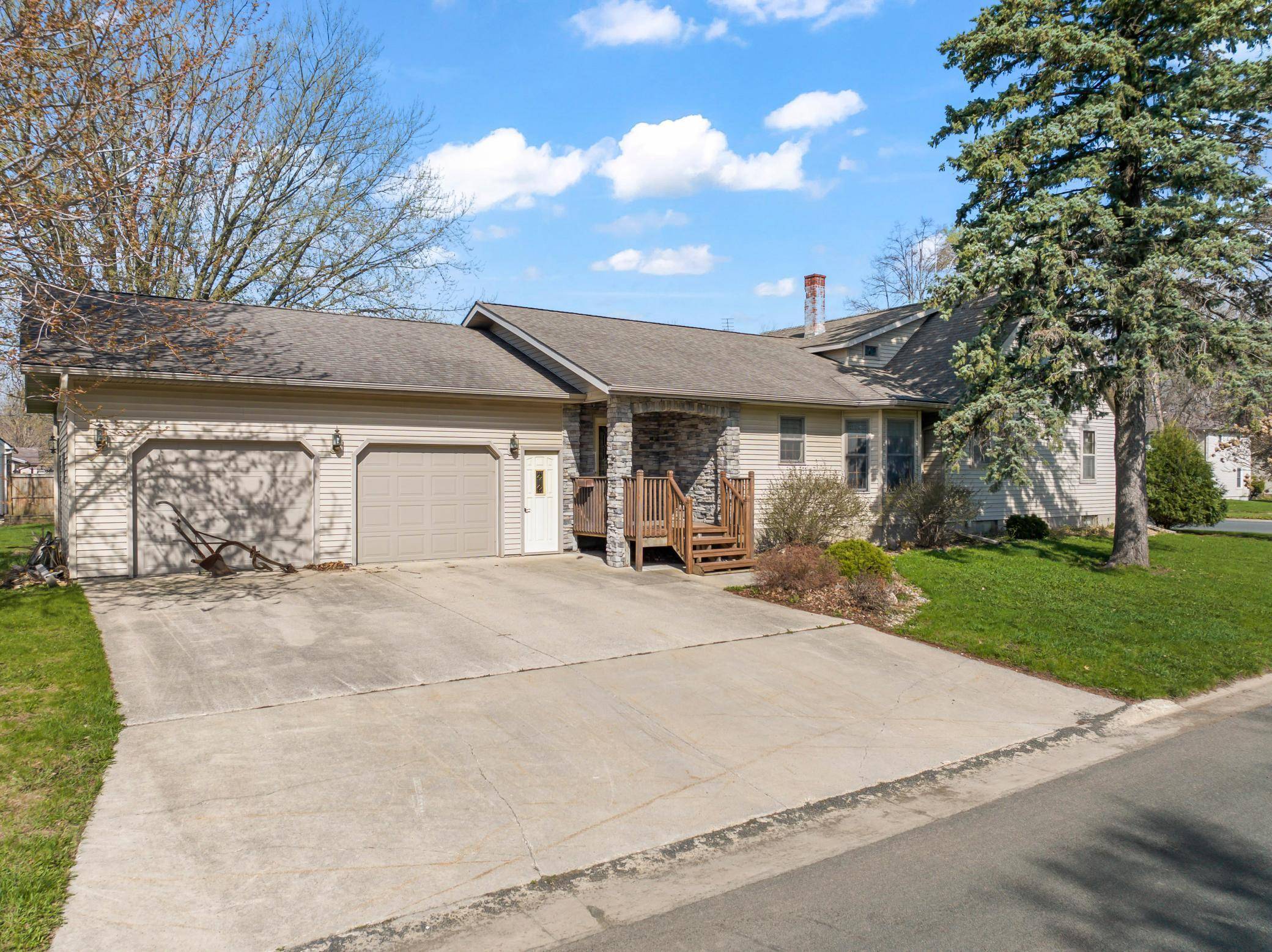 203 W Main ST, Blooming Prairie, MN 55917