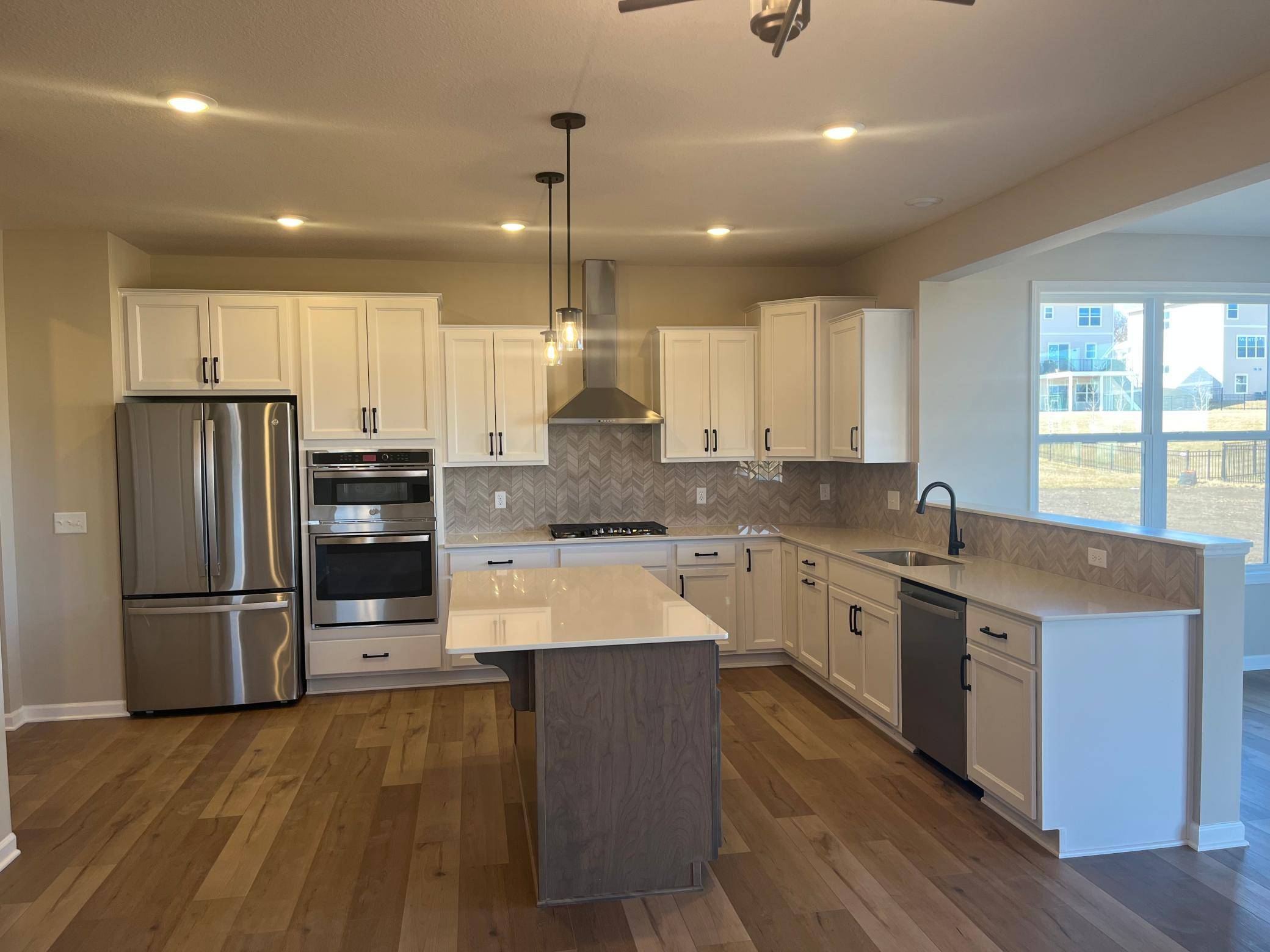 986 Big Woods DR, Delano, MN 55328