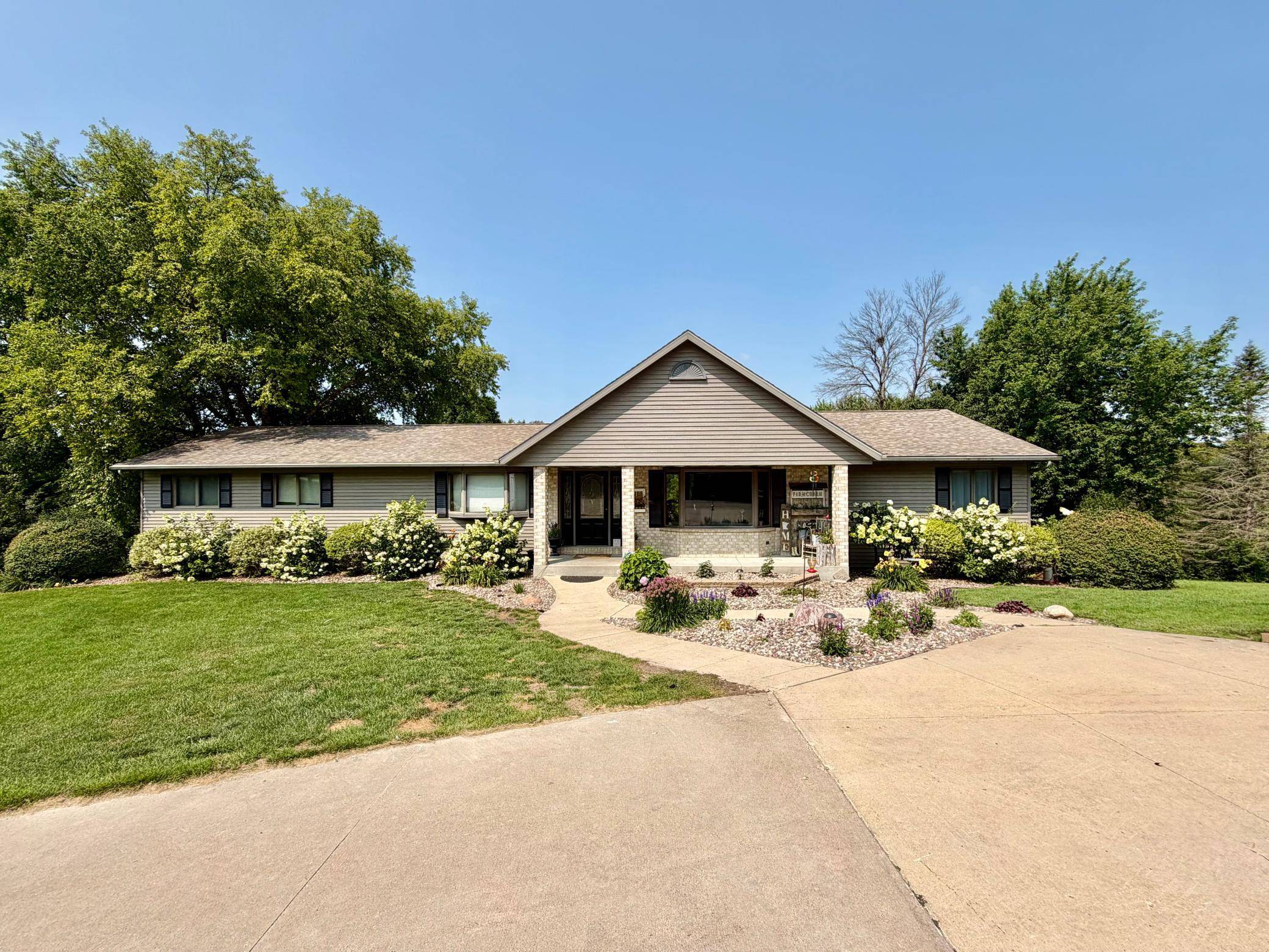 32337 Juniper RD, Chatfield, MN 55923
