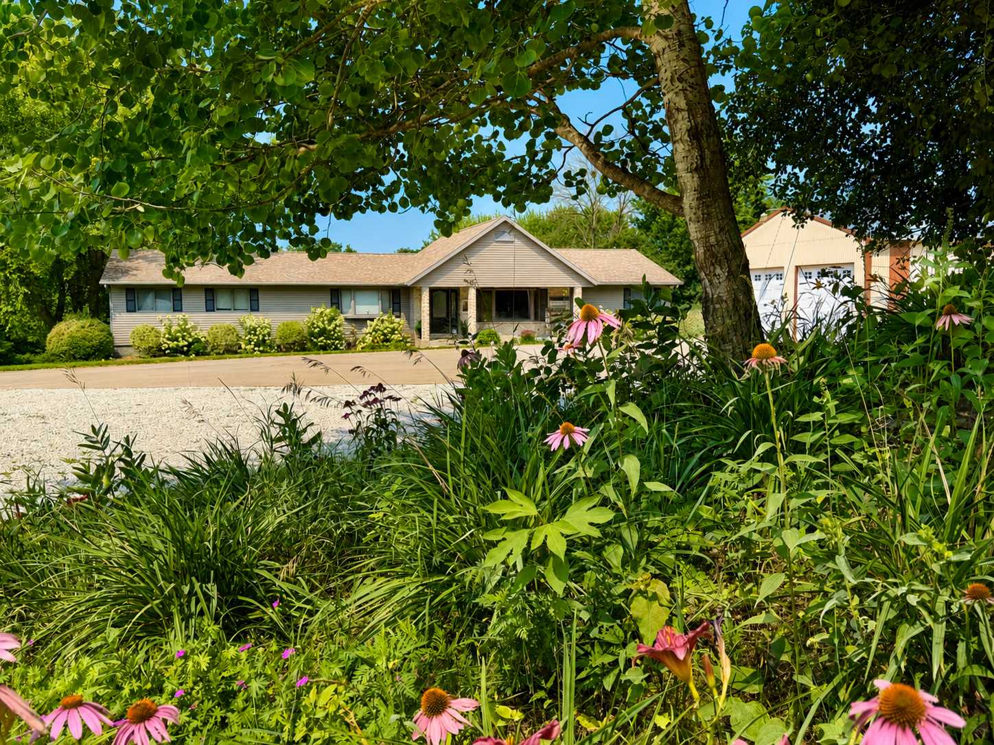 32337 Juniper RD, Chatfield, MN 55923