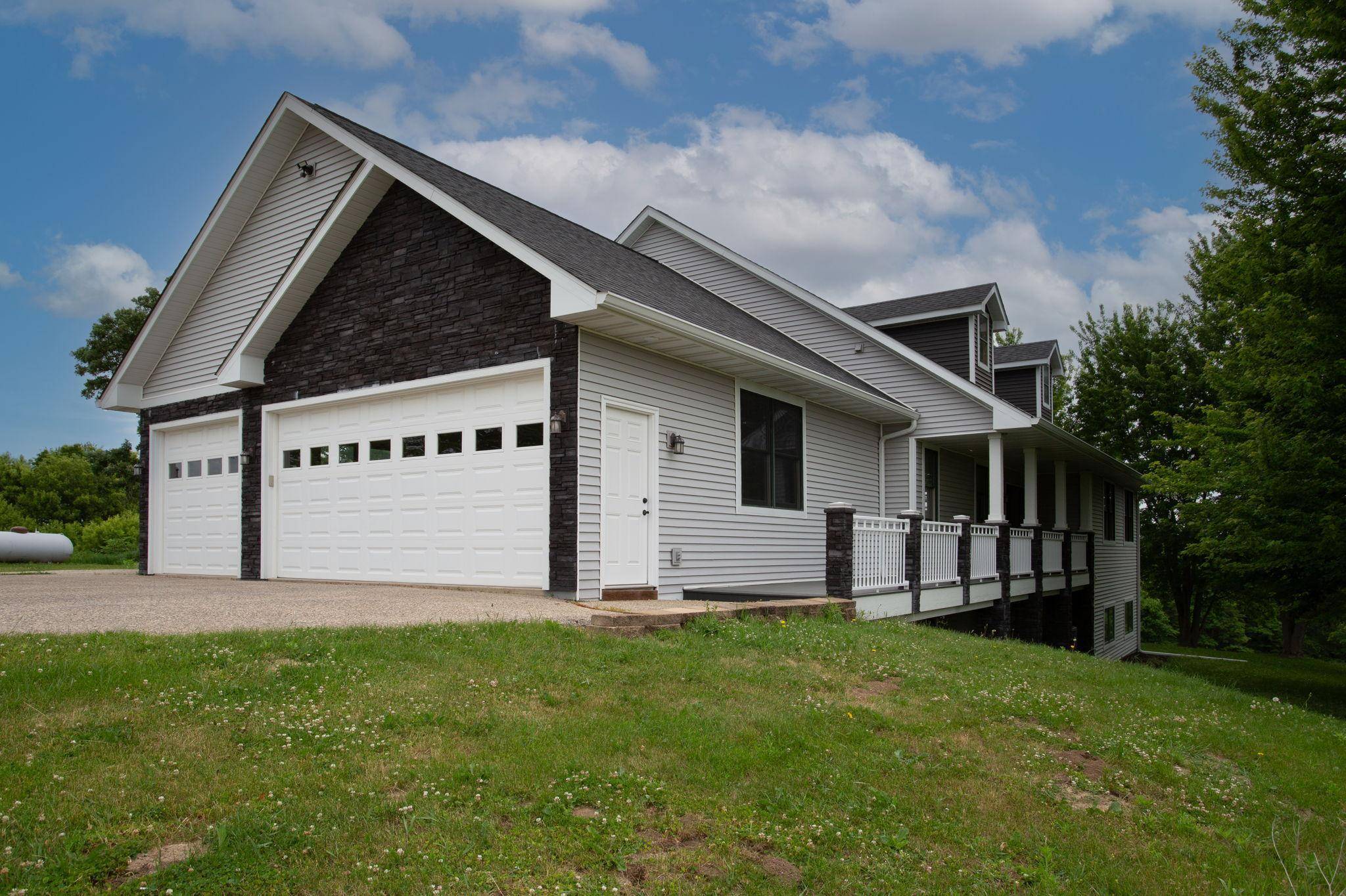 17531 County 41 BLVD, Red Wing, MN 55066