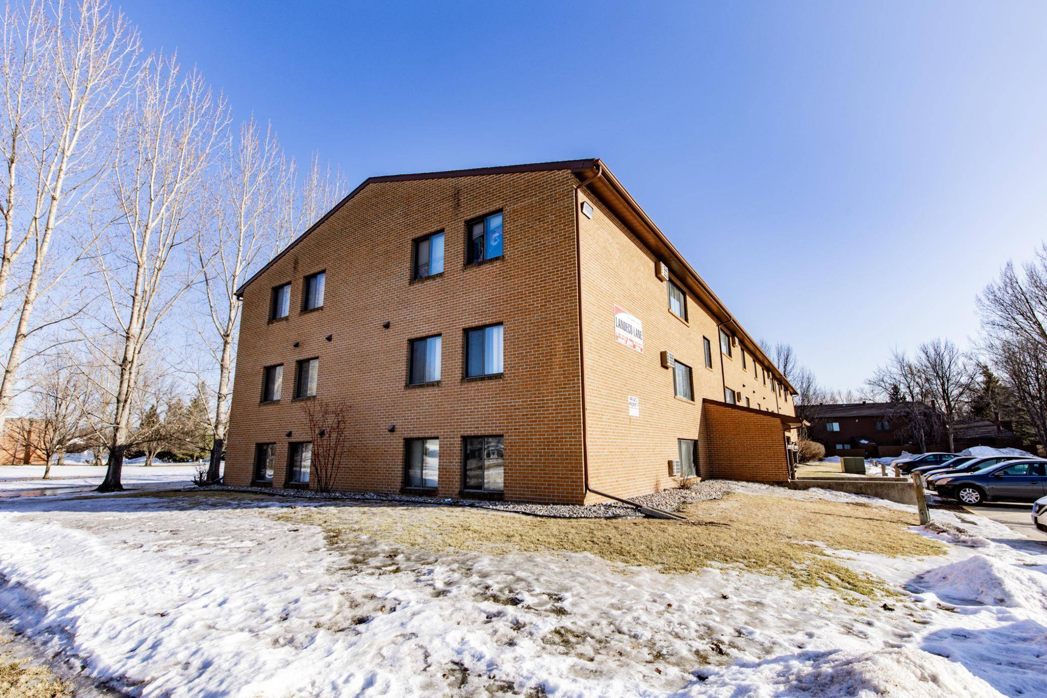 3619 Landeco LN, Grand Forks, ND 58201