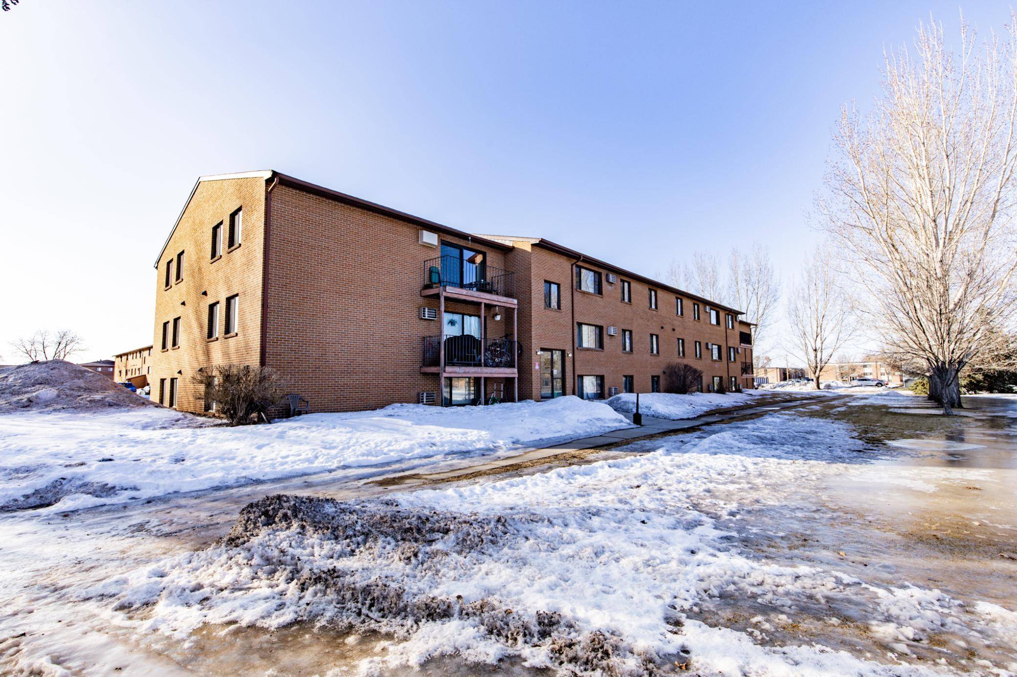 3619 Landeco LN, Grand Forks, ND 58201