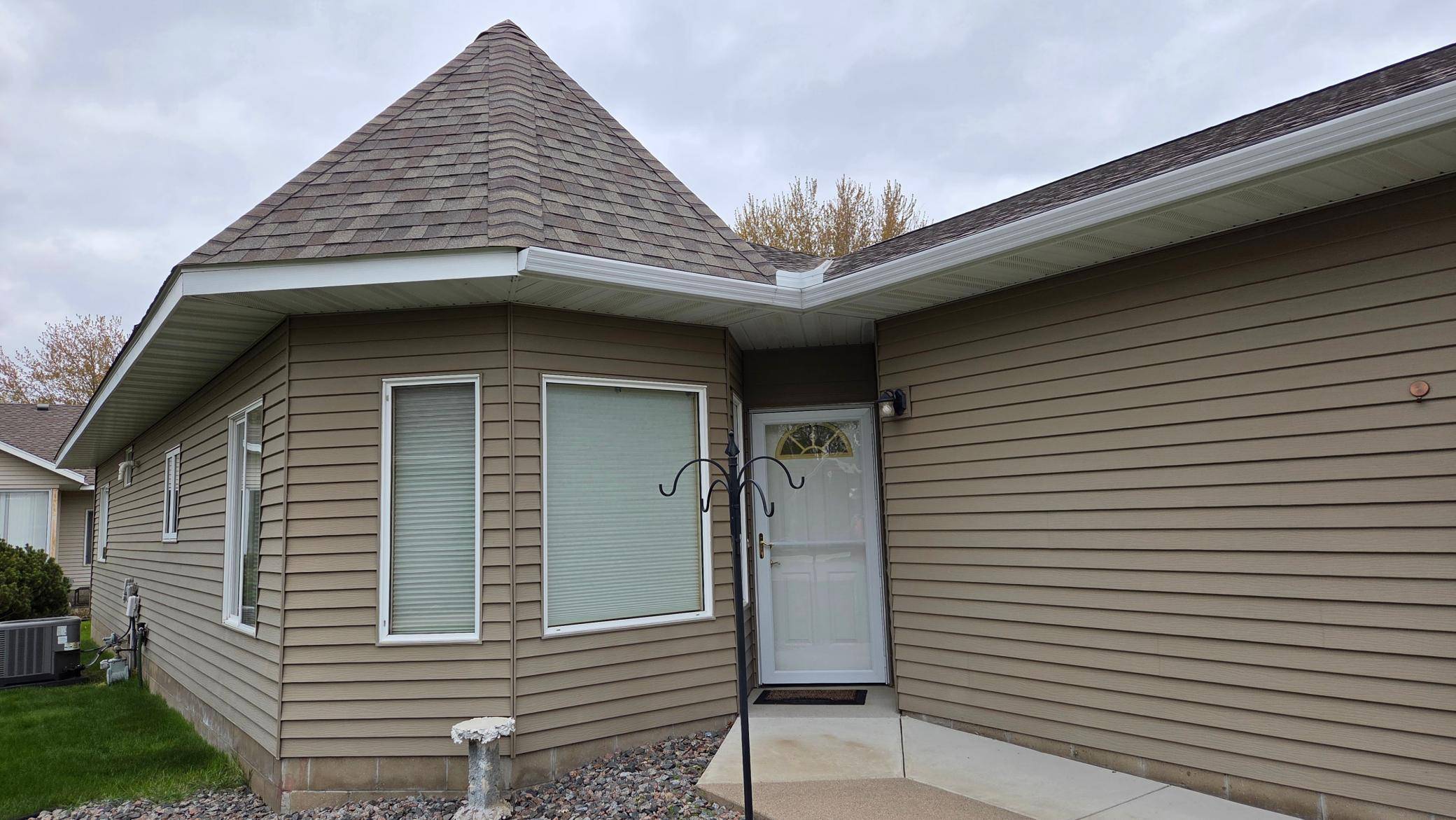 165 Cardinal LN, Clearwater, MN 55320
