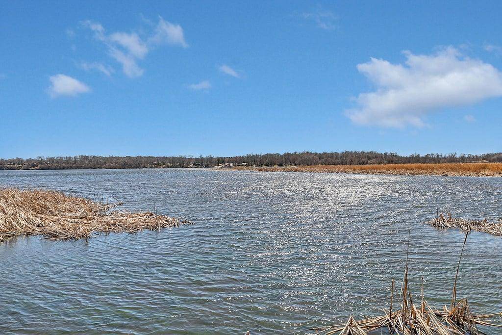 25411 Daventry RD, Paynesville, MN 56362