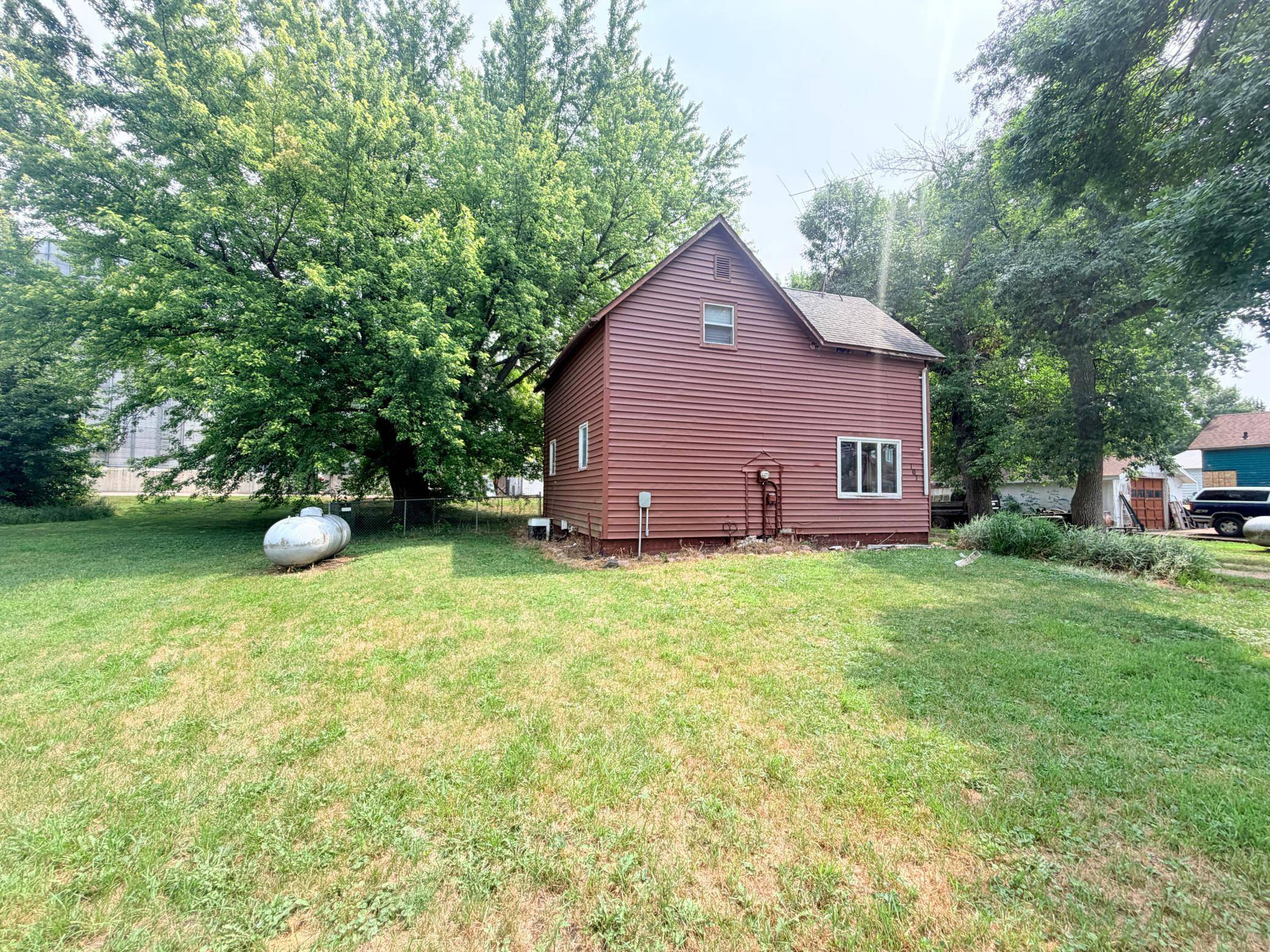107 S Buckingham ST, Hardwick, MN 56134