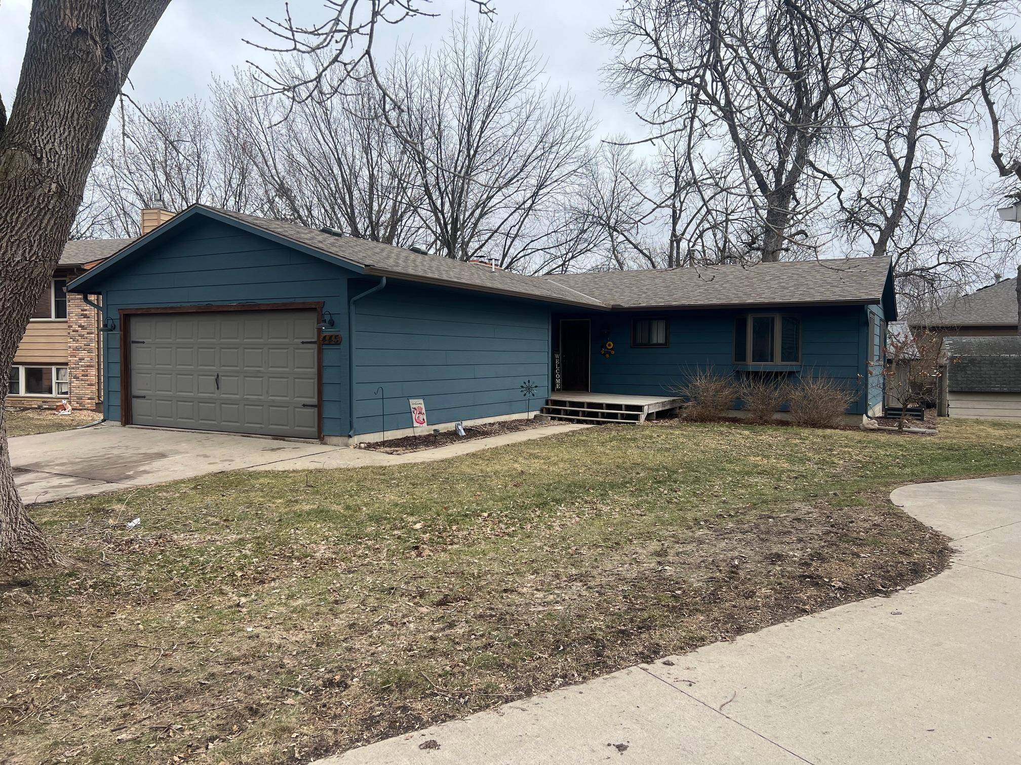 445 NE Rose Lane NE, Hutchinson, MN 55350