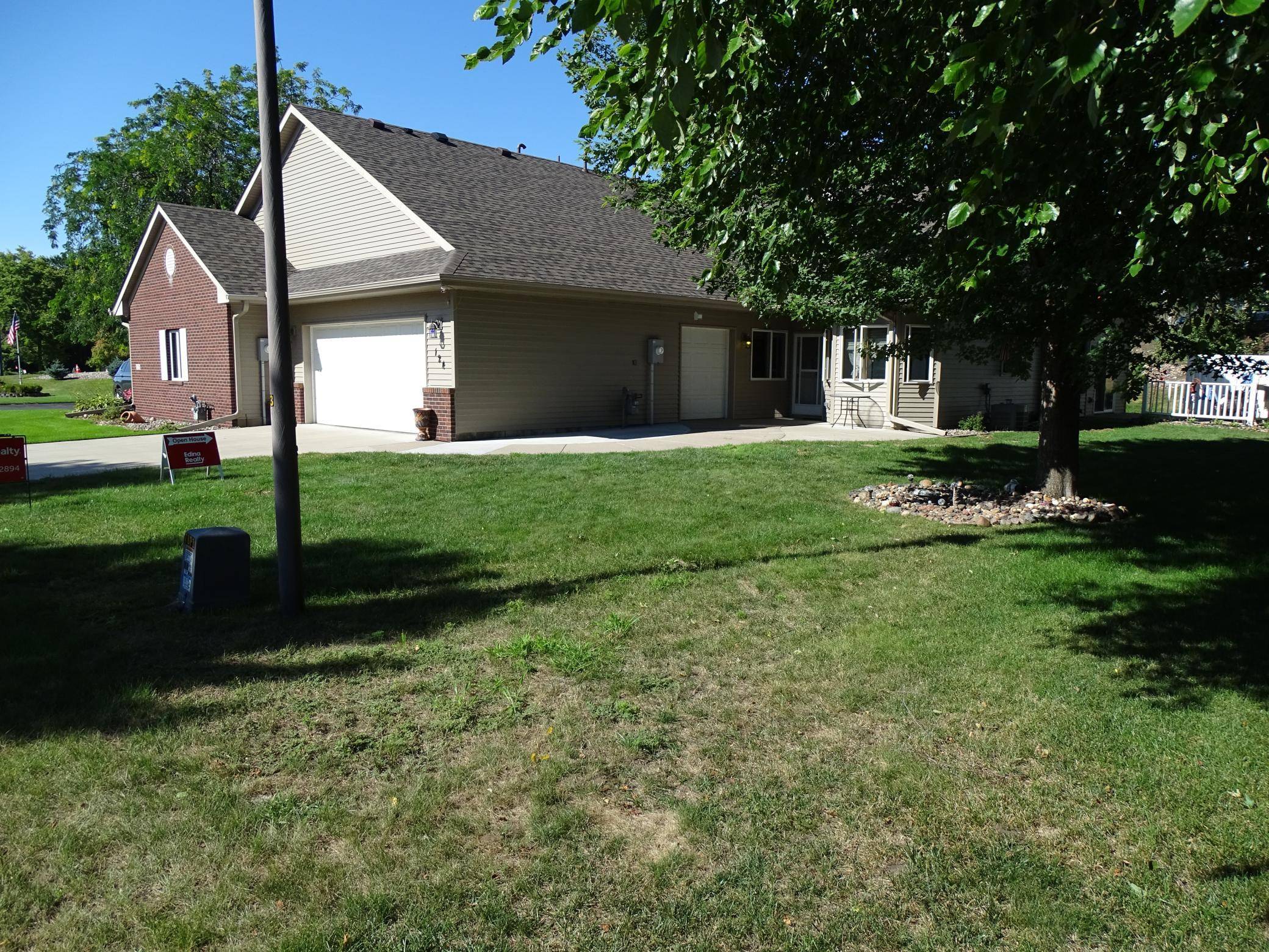 124 Bluebird LN, Clearwater, MN 55320