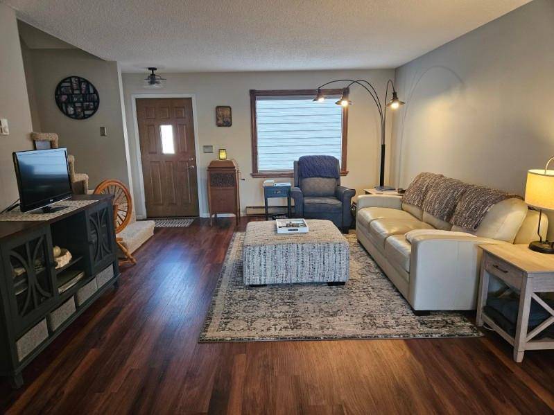 1566 27th AVE S, Fargo, ND 58103