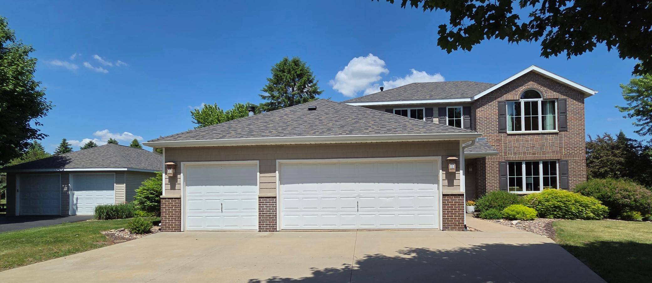 3680 Arlington LN SE, Rochester, MN 55904