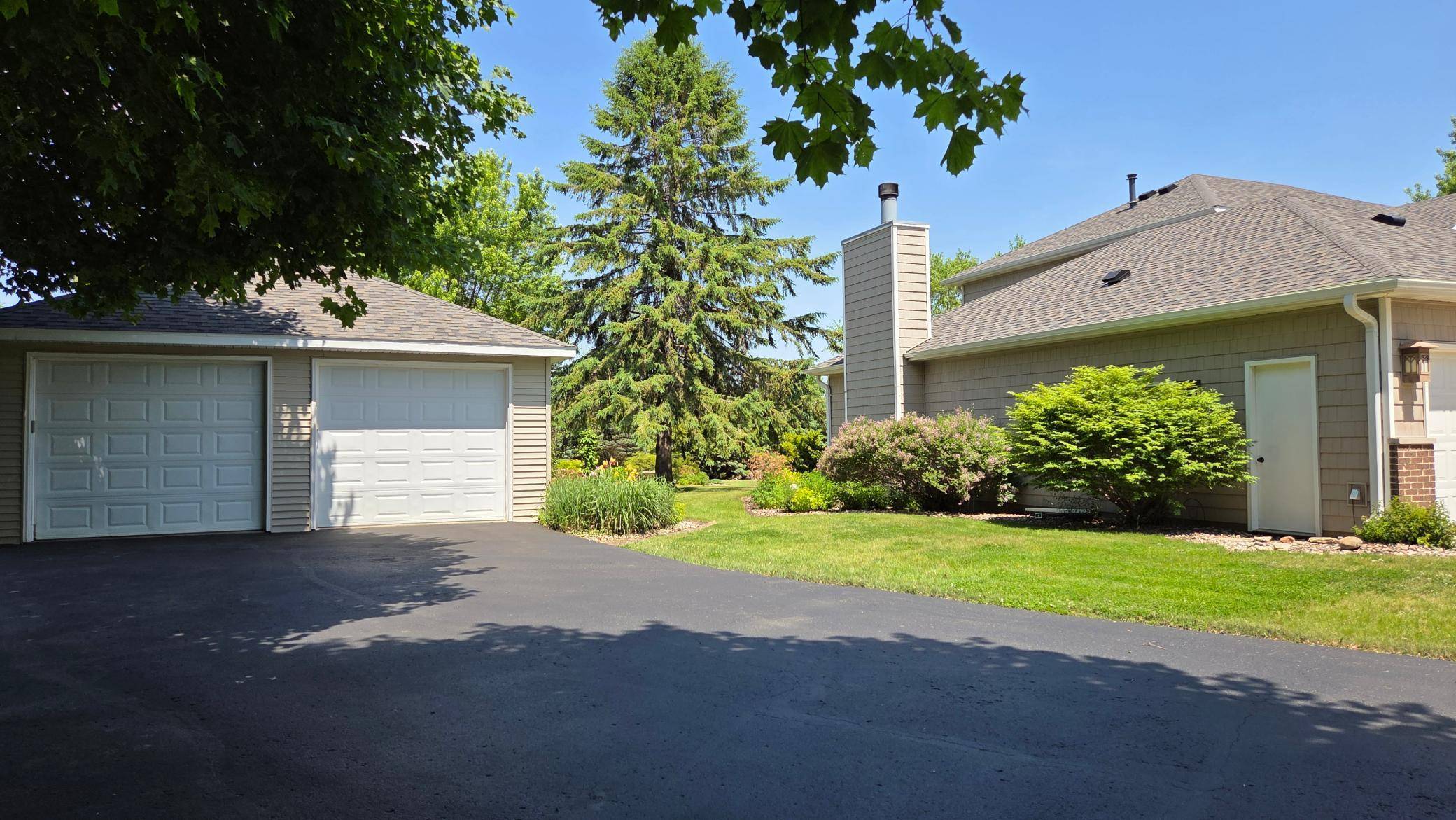 3680 Arlington LN SE, Rochester, MN 55904
