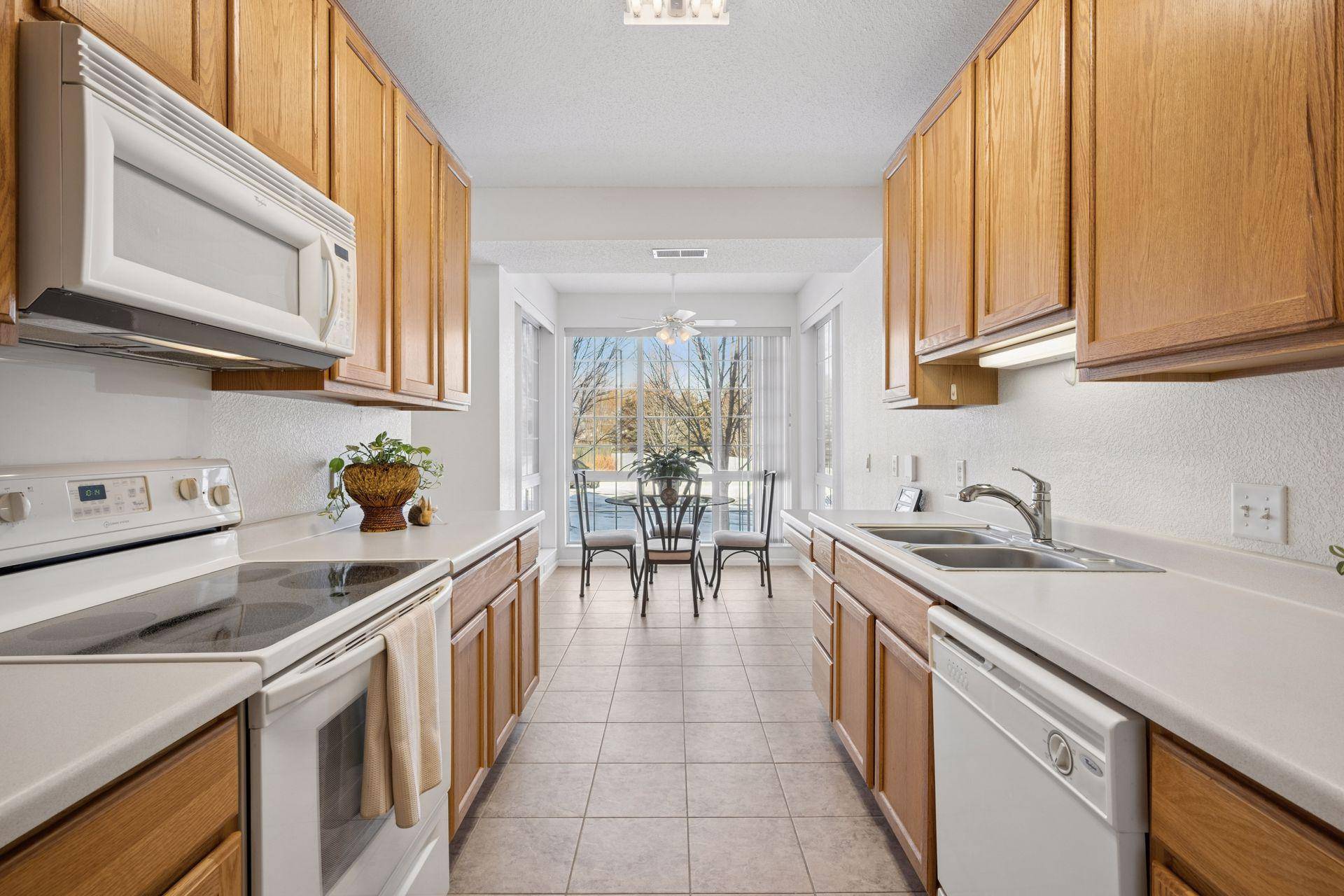 100 Clydesdale TRL #128, Medina, MN 55340
