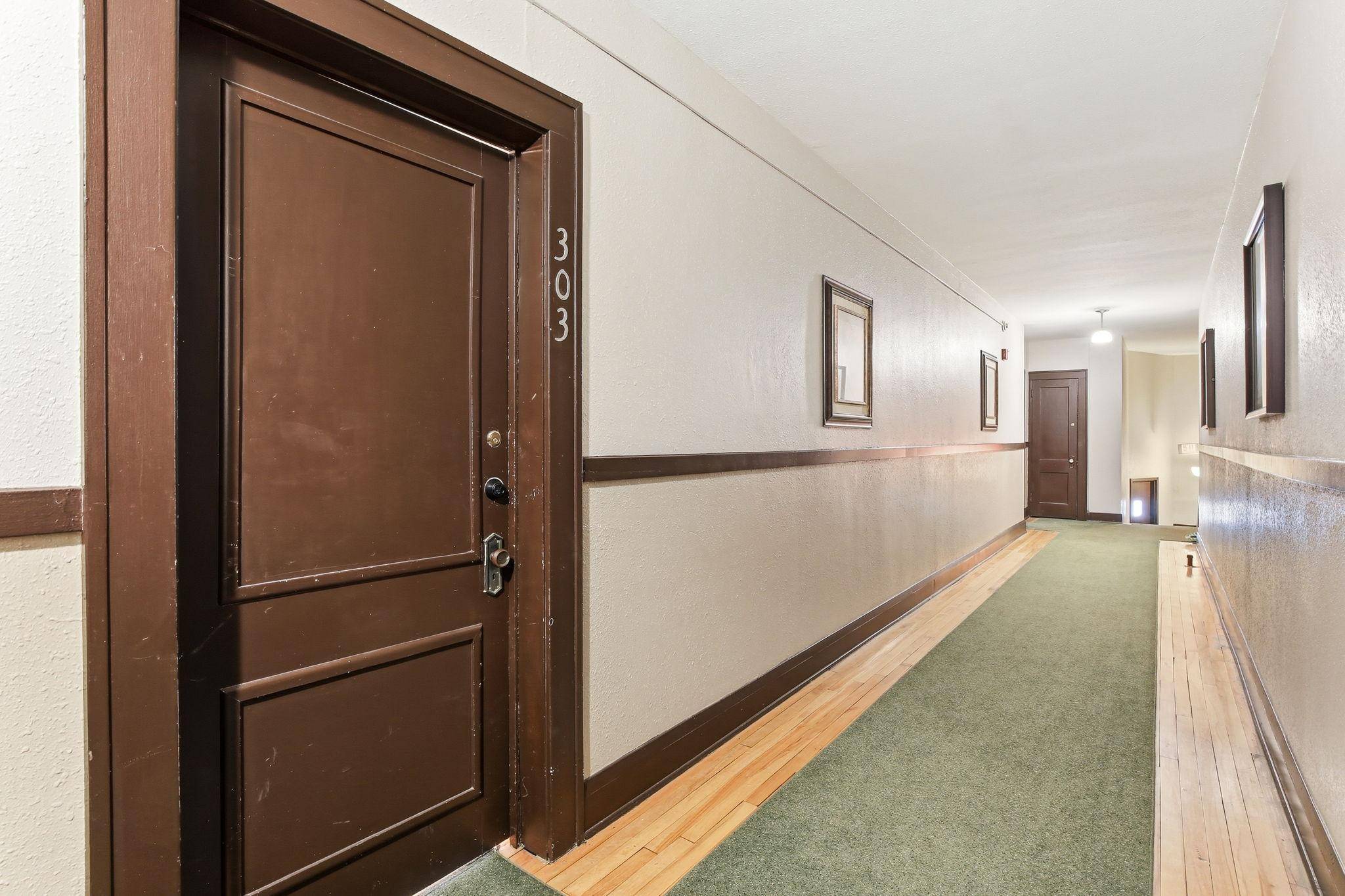 1901 Stevens AVE #303, Minneapolis, MN 55403