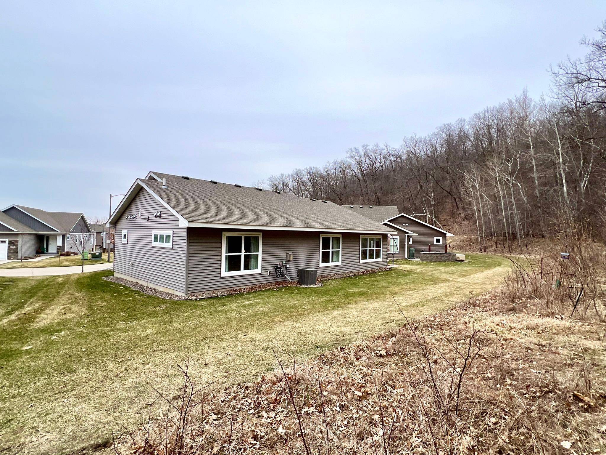 1140 Hewitt BLVD, Red Wing, MN 55066