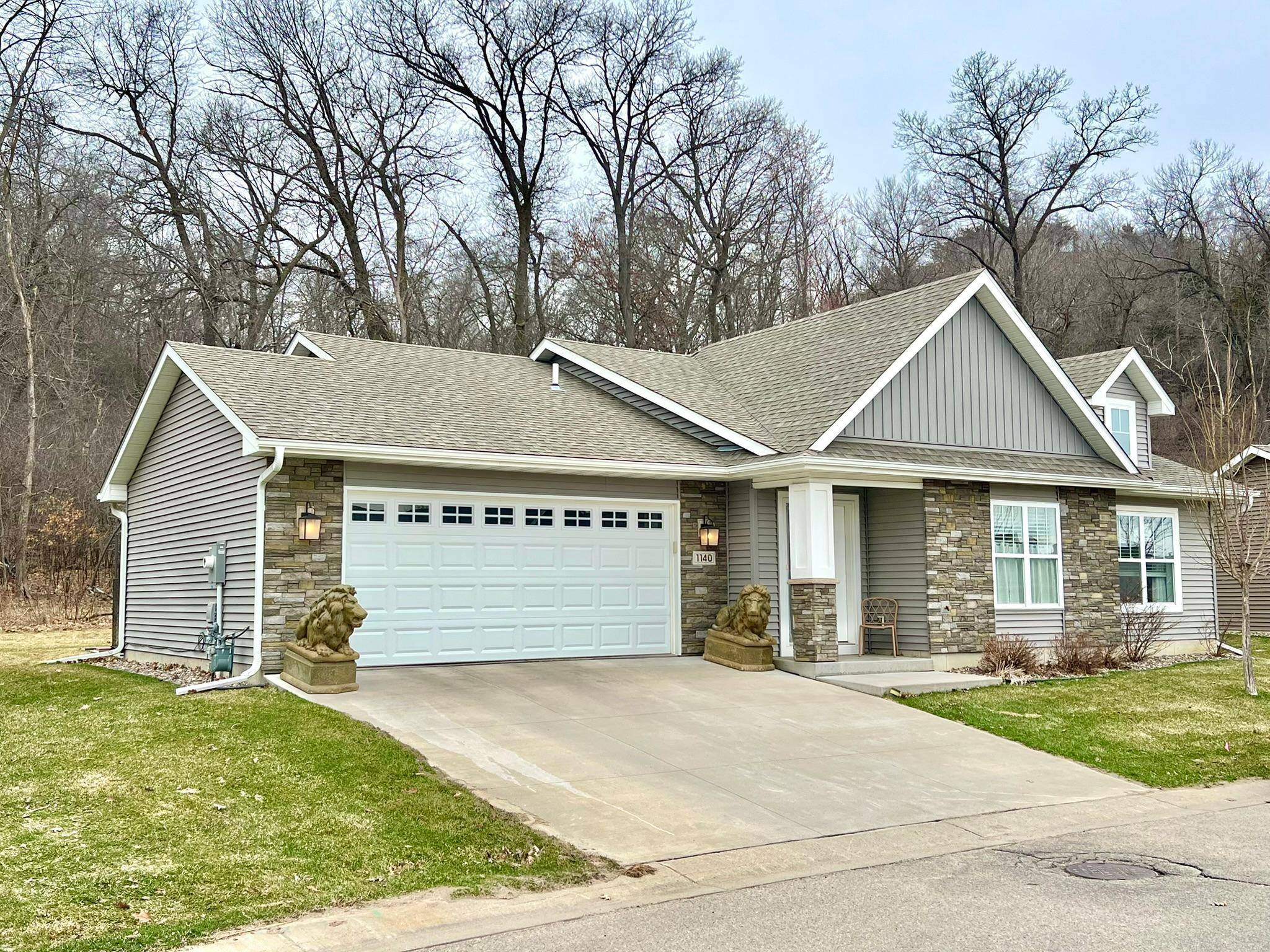1140 Hewitt BLVD, Red Wing, MN 55066