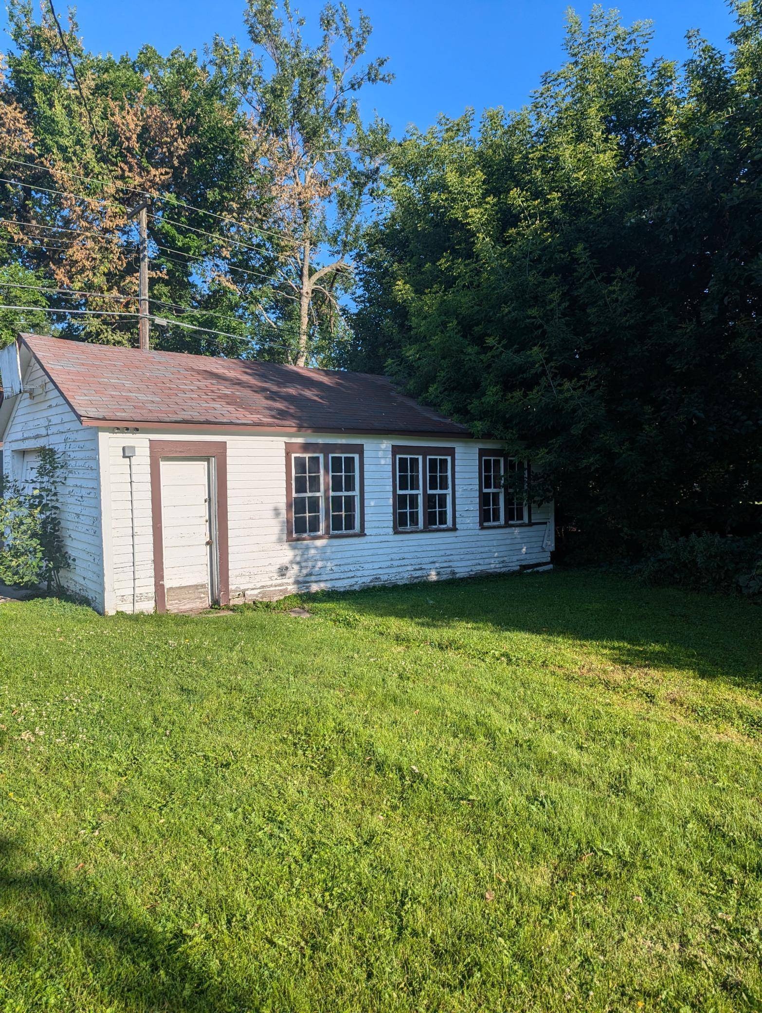 412 LANGER AVE S, Casselton, ND 58012