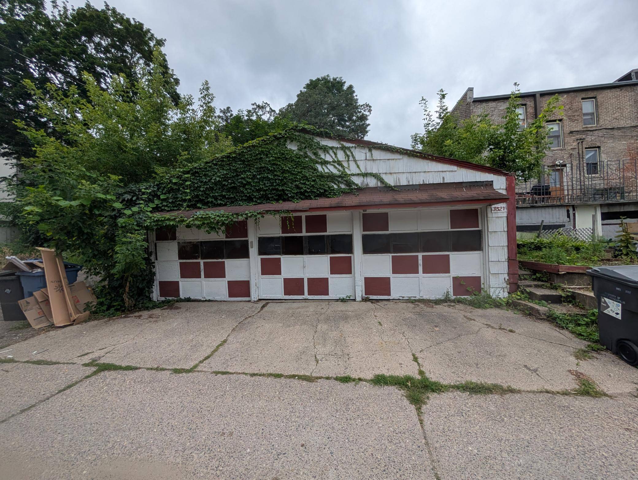 3321 Hennepin AVE, Minneapolis, MN 55408