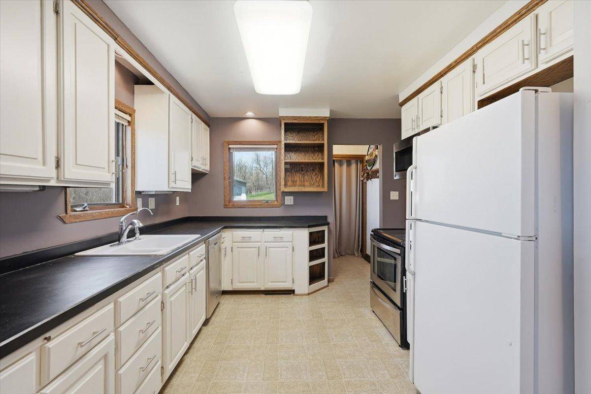 N7716 State Road 65, River Falls, WI 54022