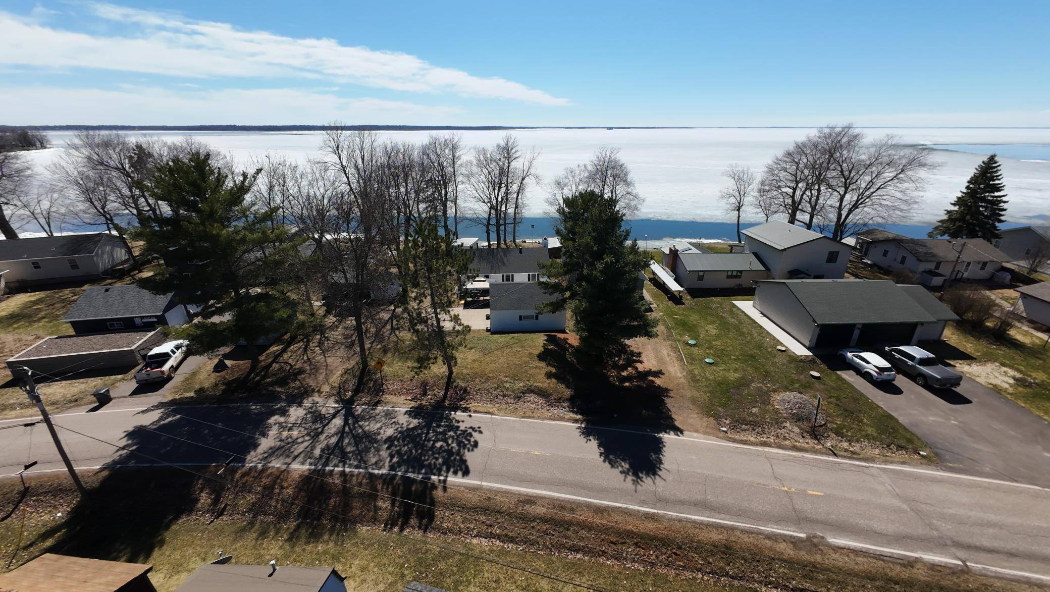 43333 Vista RD, Isle, MN 56342