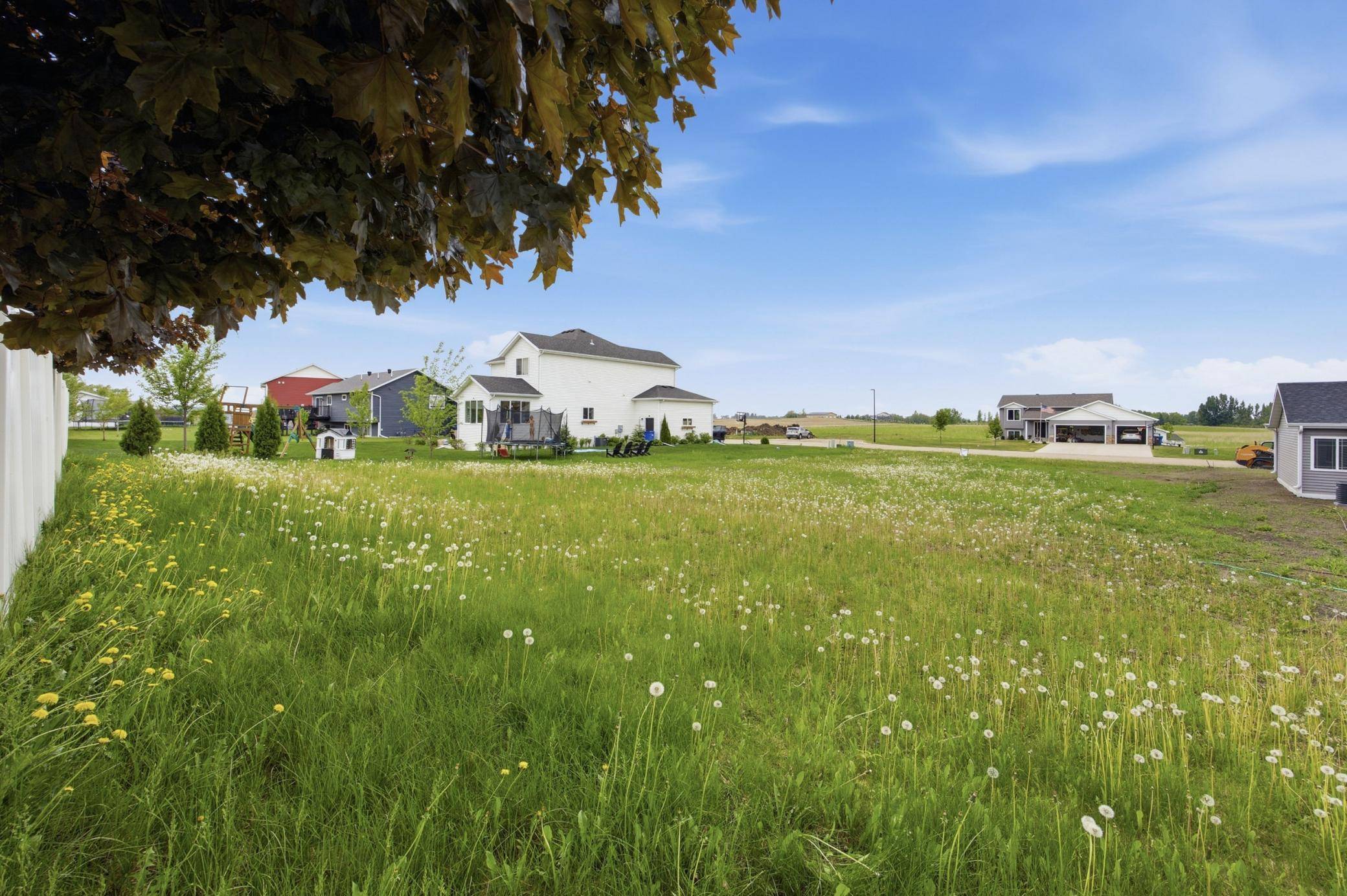 2327 Nature LN, Hawley, MN 56549