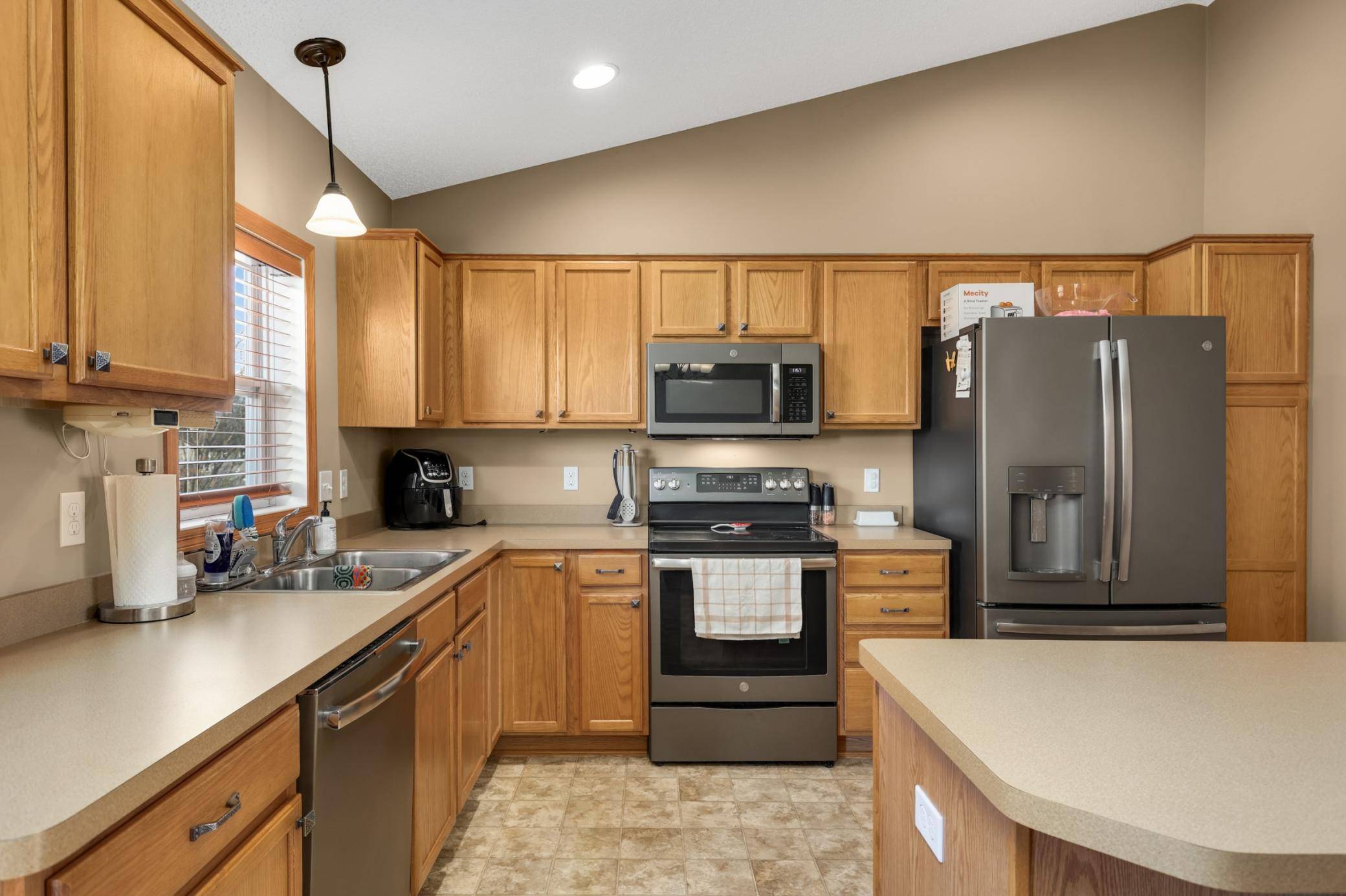 615 Dillon AVE N, Montrose, MN 55363