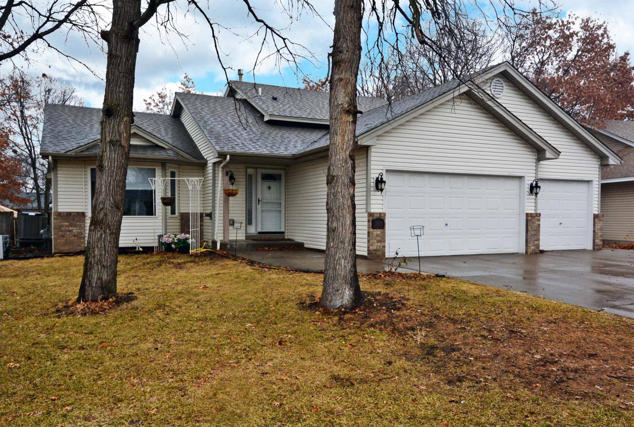 2813 232nd LN NW, Saint Francis, MN 55070