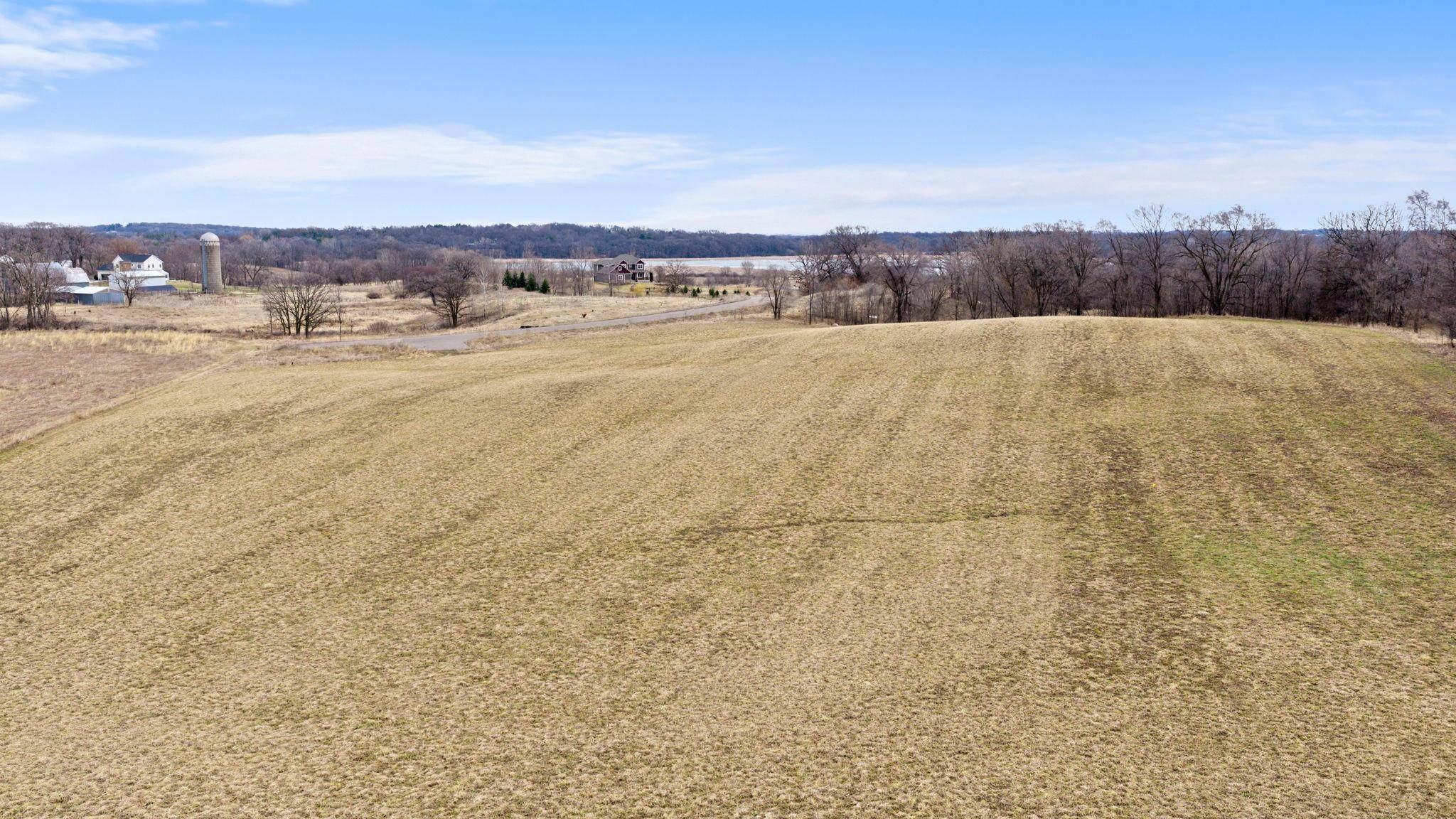 23804 Hall DR, Lakeville, MN 55044