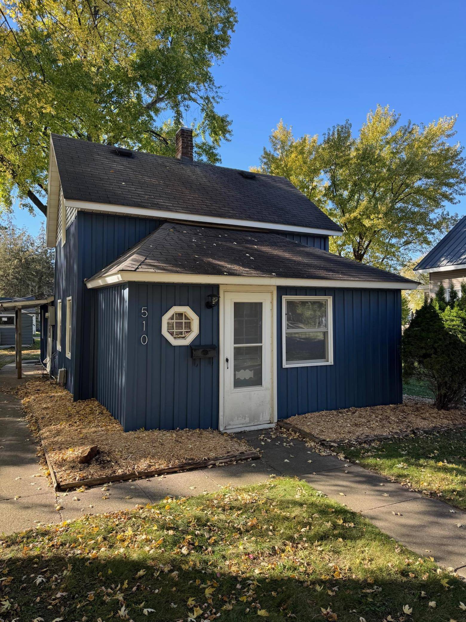 510 Monroe ST SE, Hutchinson, MN 55350