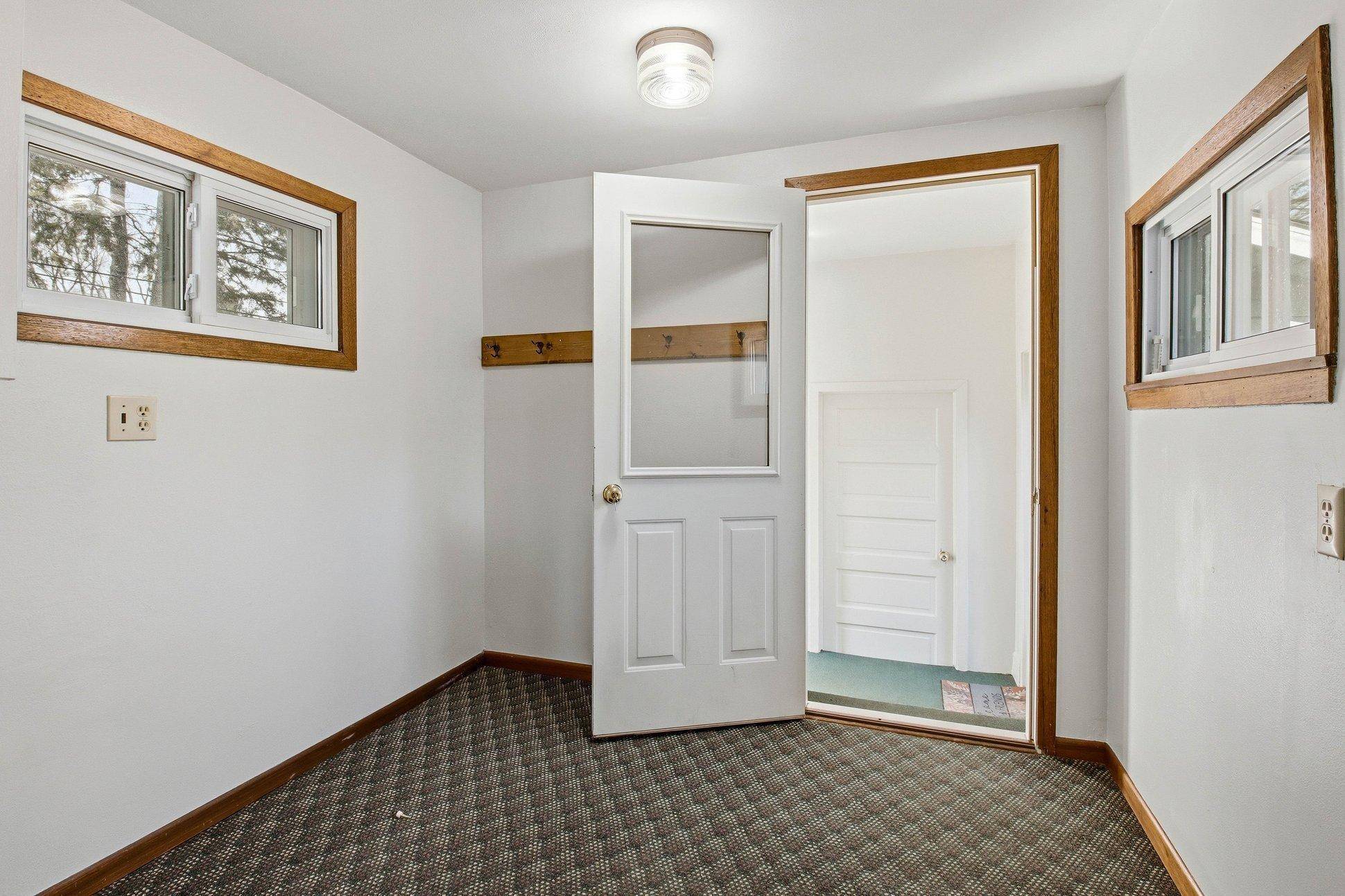 117 16th ST NE, Menomonie, WI 54751