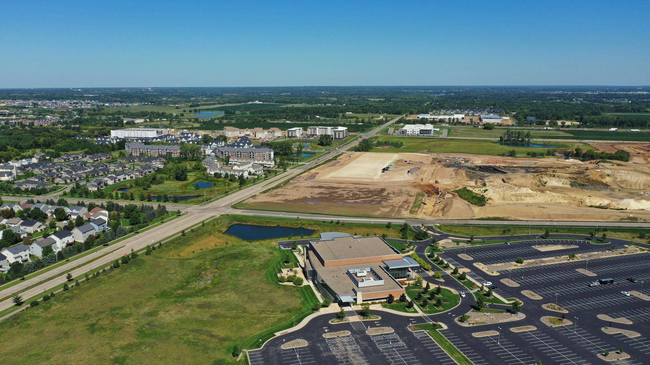 705 Settlers Ridge Pkwy, Woodbury, MN 55129