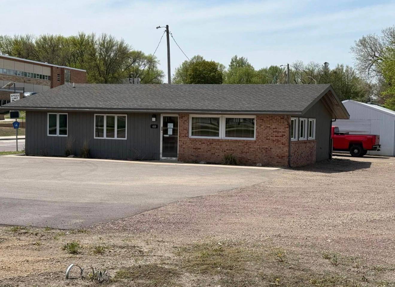 410 Springfield Pkwy, Jackson, MN 56143
