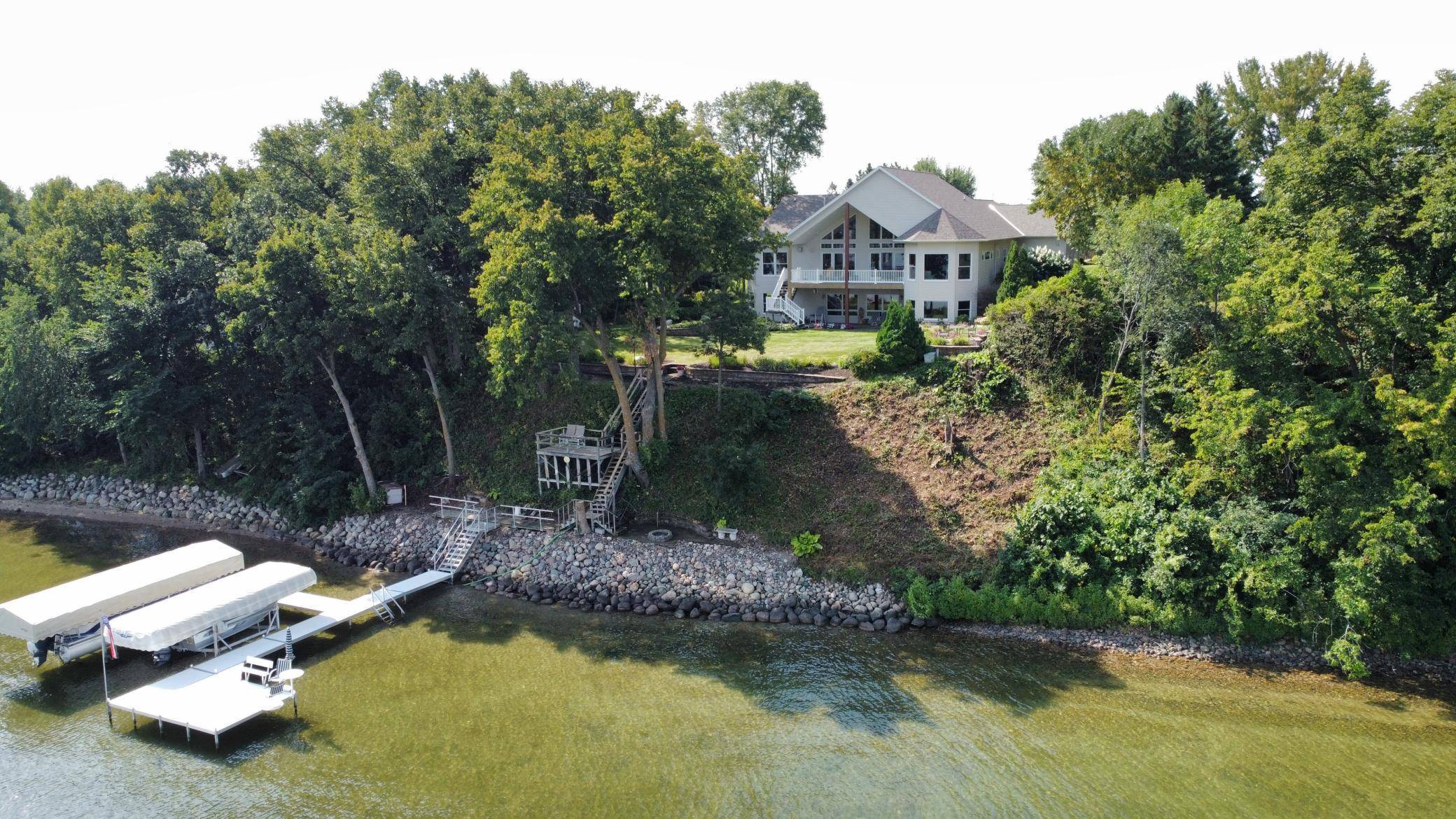 521 E Summit ST, Battle Lake, MN 56515