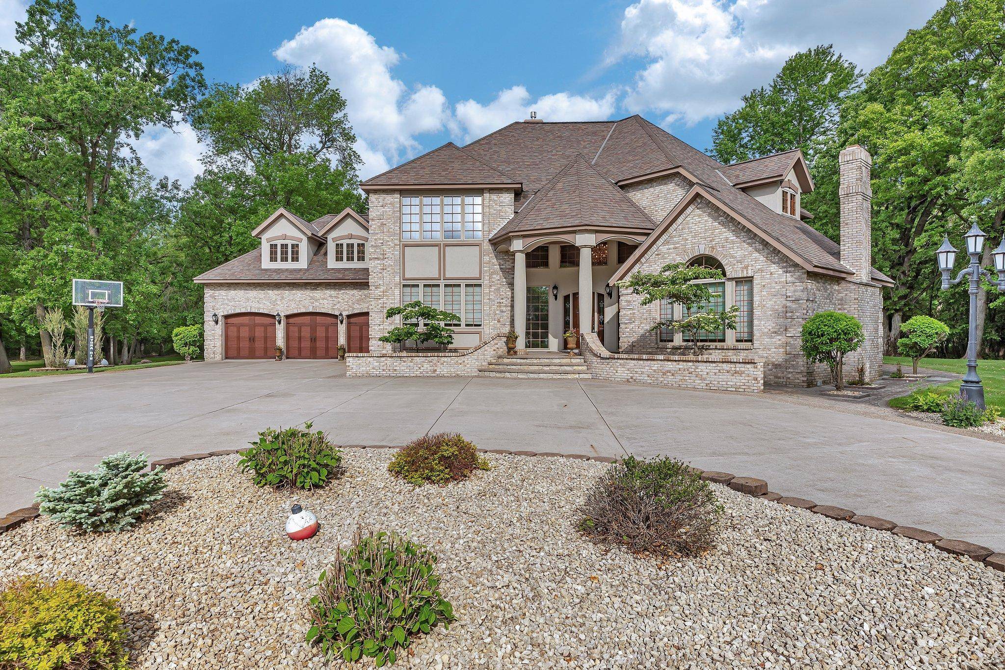 22905 Grovewood LN, Cold Spring, MN 56320