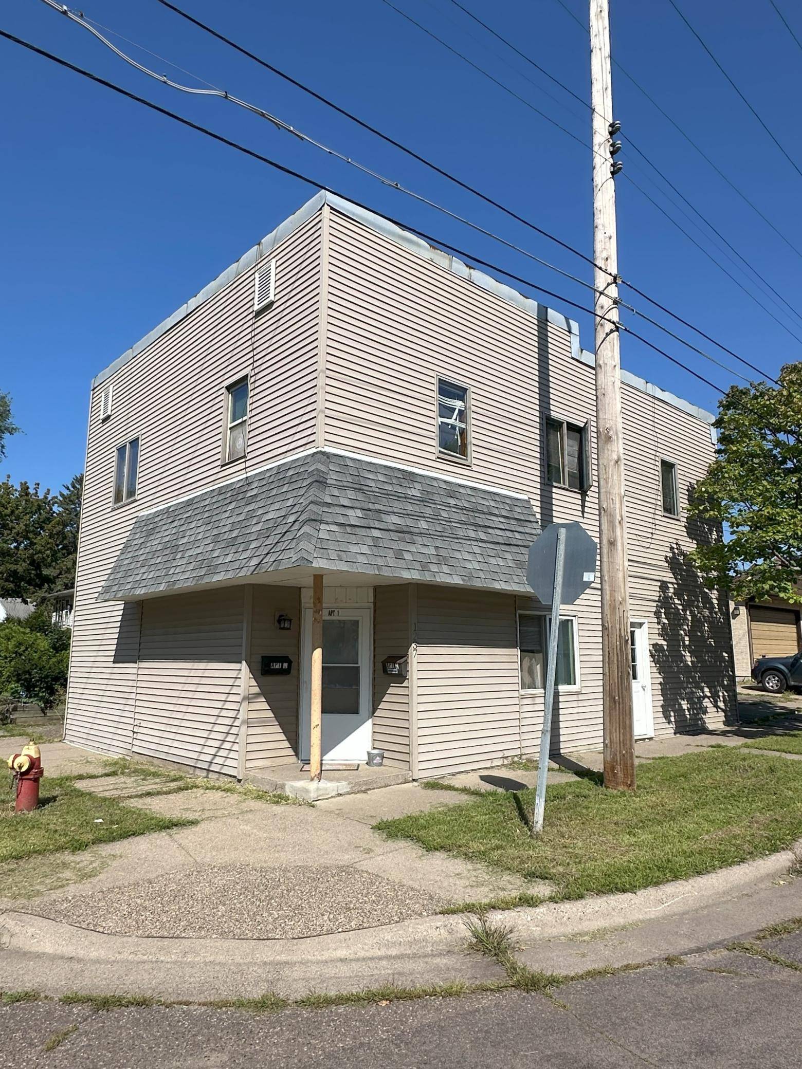 1237 5th ST E, Saint Paul, MN 55106